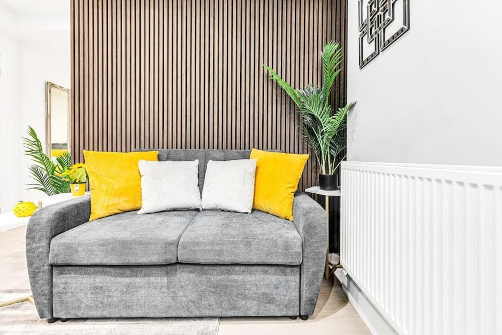 Luxaway Holland Park With Ac - Sleeps 8 * London