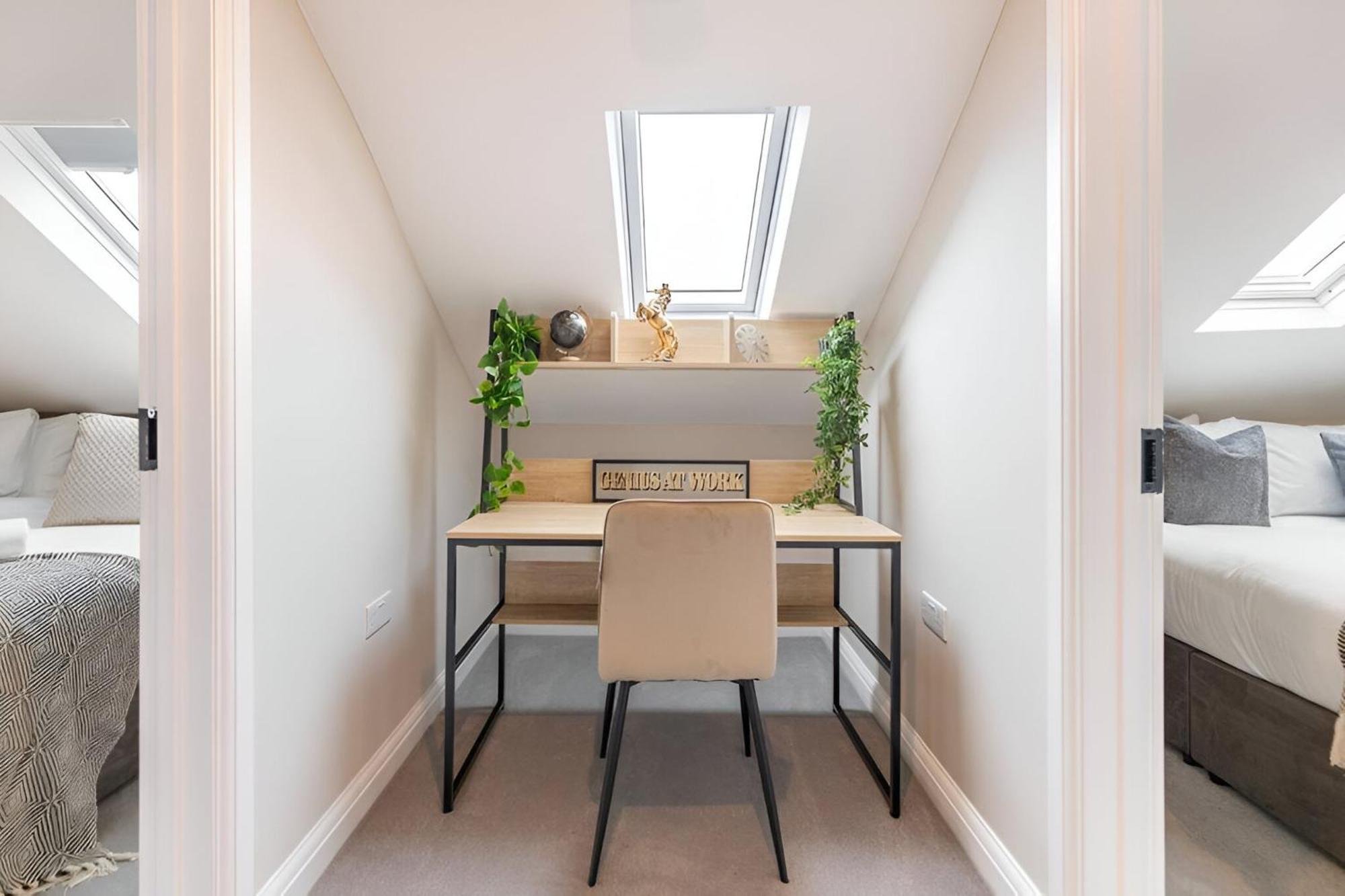 Lägenhet Earthy Elegance Stylish 4br For Urban Escapes