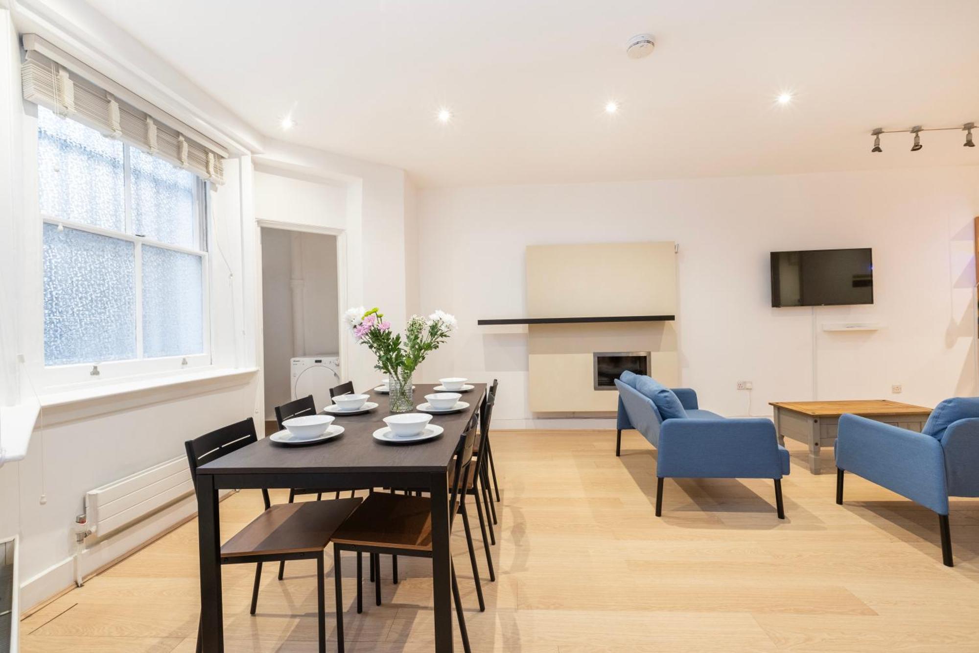 Paddington Place *