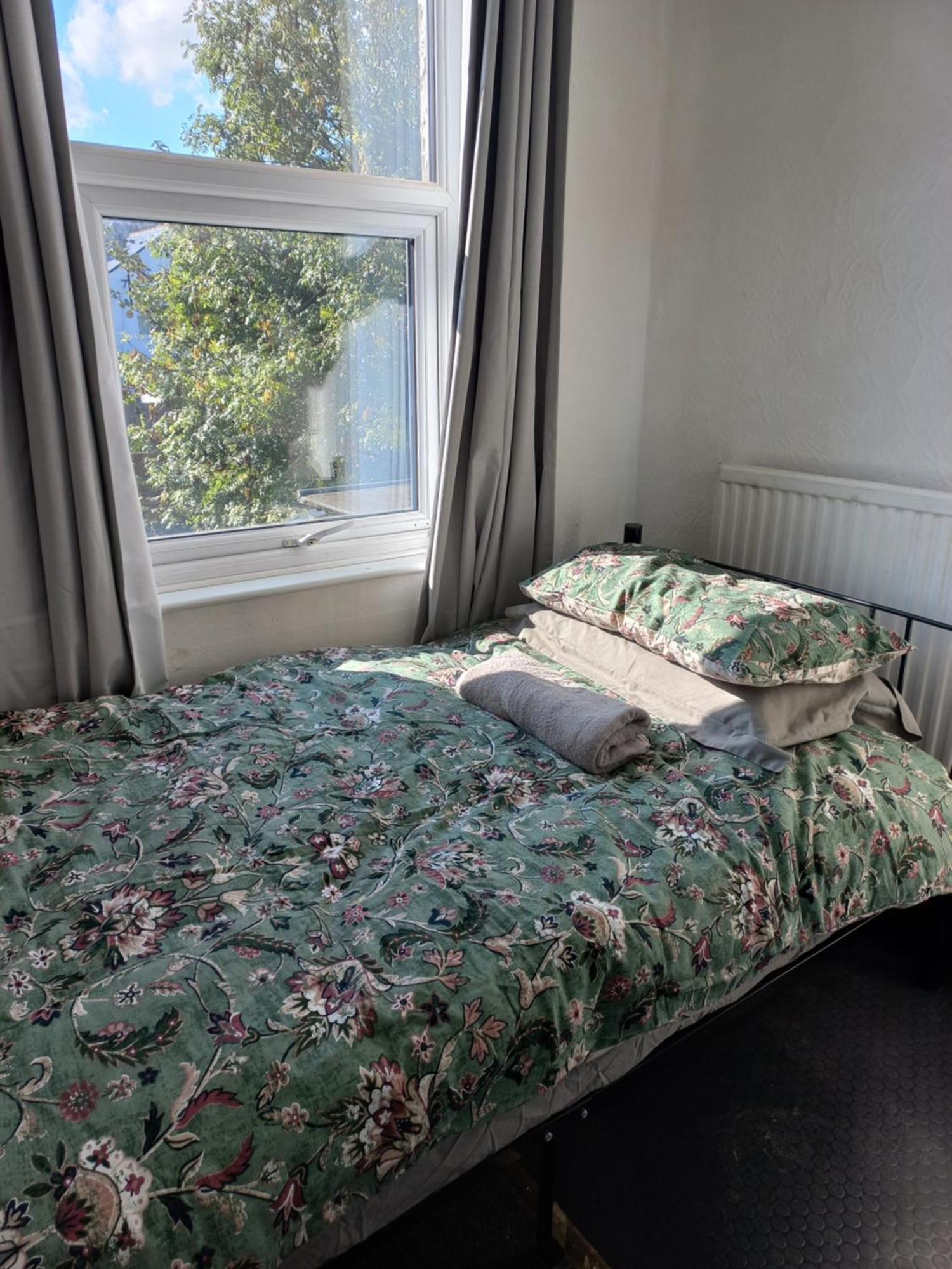 Single Ensuite * London
