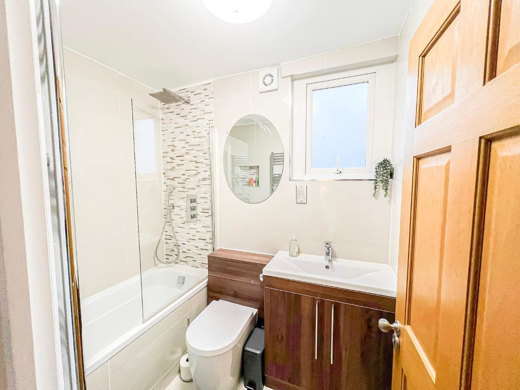 Leilighet Tranquil 3bdr Haven In Stockwell Near The Oval *