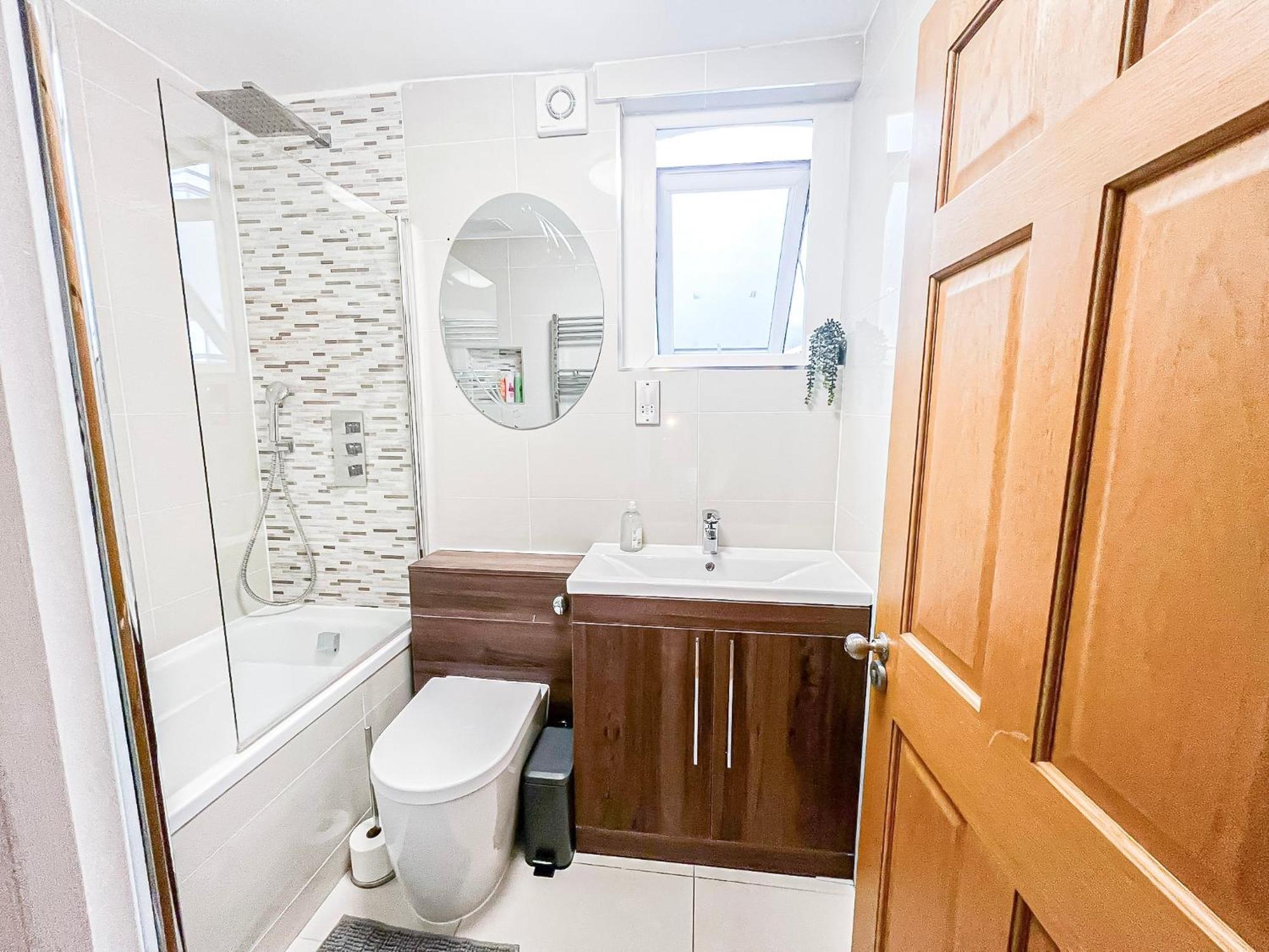 Leilighet Tranquil 3bdr Haven In Stockwell Near The Oval London