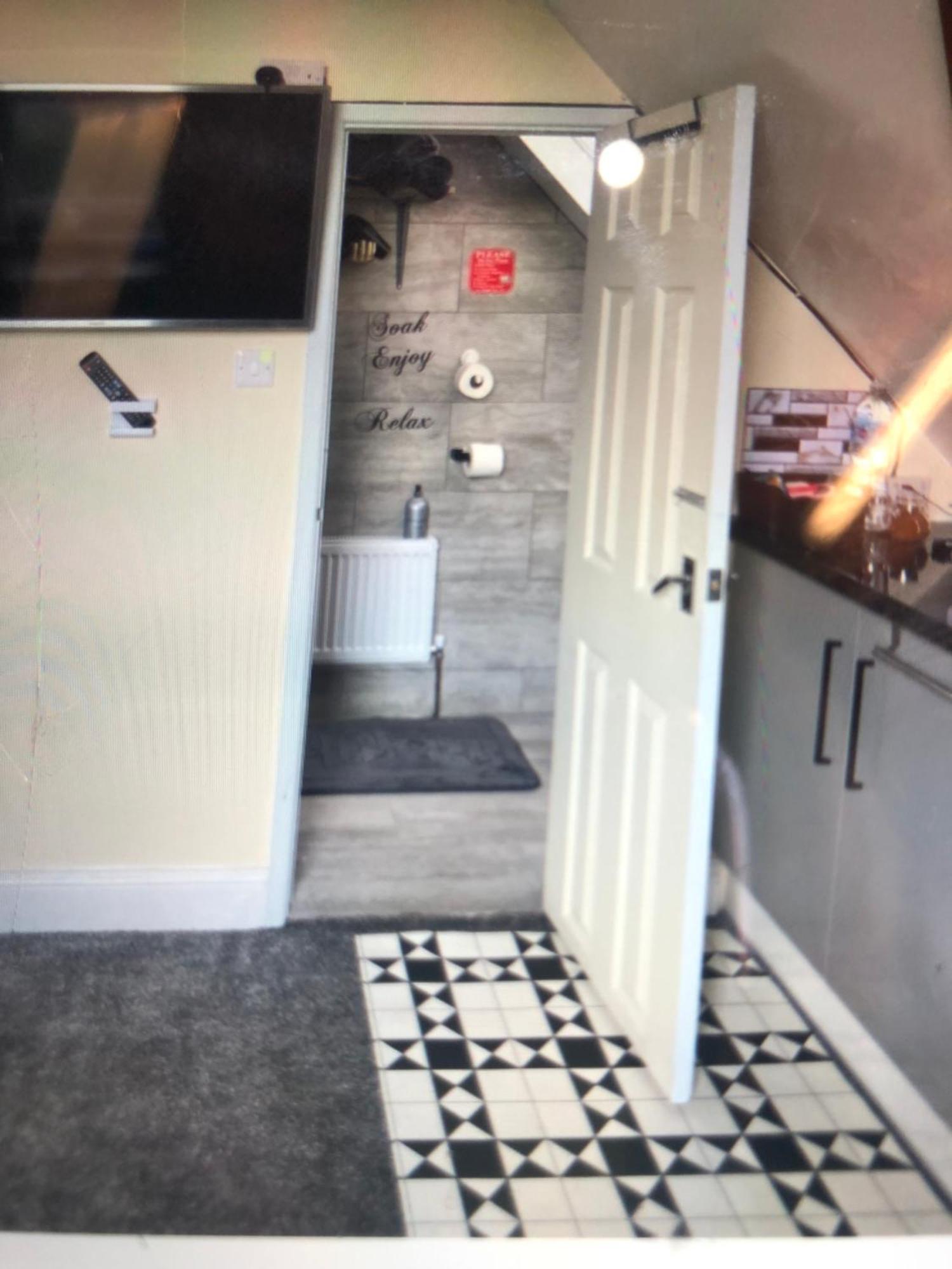 Apartment Grey 4 London