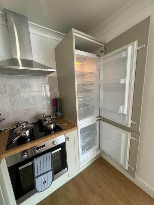 Lejlighed 2 Bedroom, Parking, Hounslow St