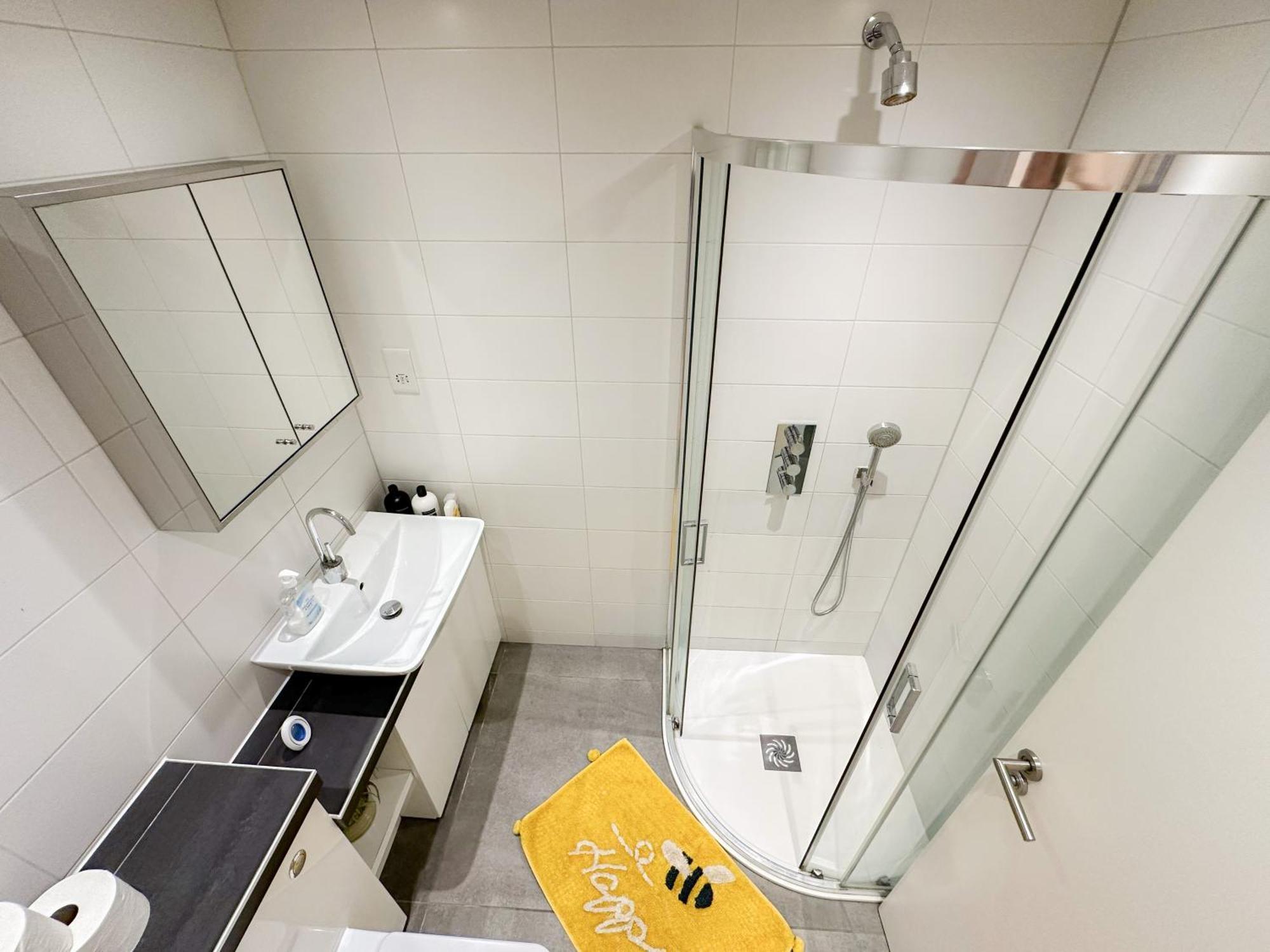Chic 3 Bedroom Flat With Private Terrace In Holloway Near Finsbury Park Appartement Londen