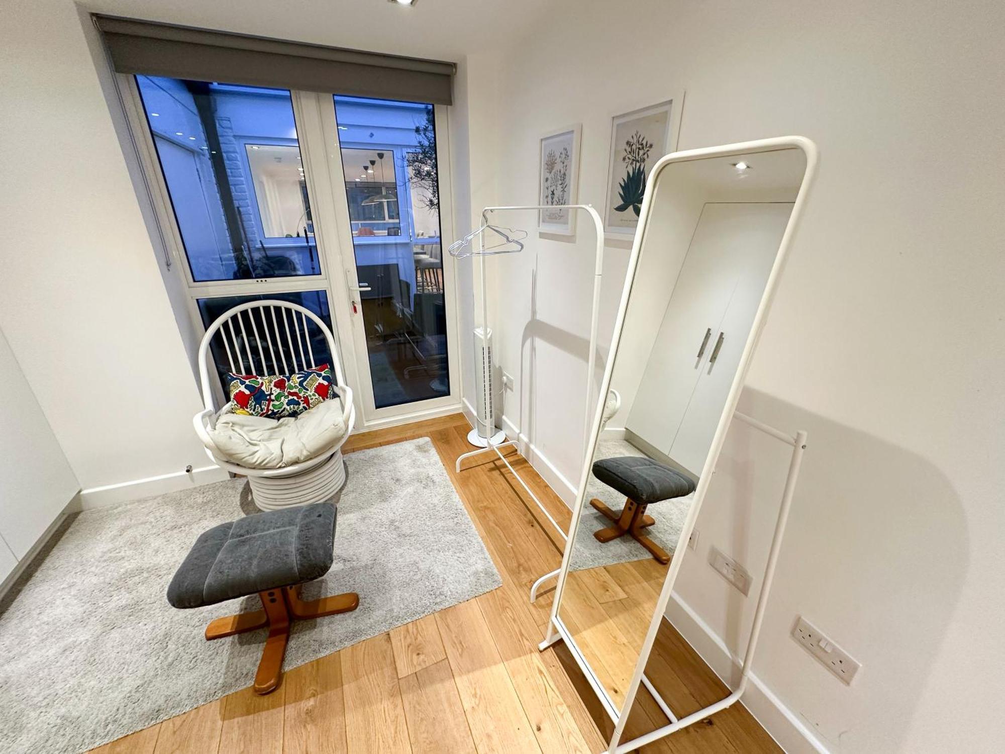 Appartement Chic 3 Bedroom Flat With Private Terrace In Holloway Near Finsbury Park Londen