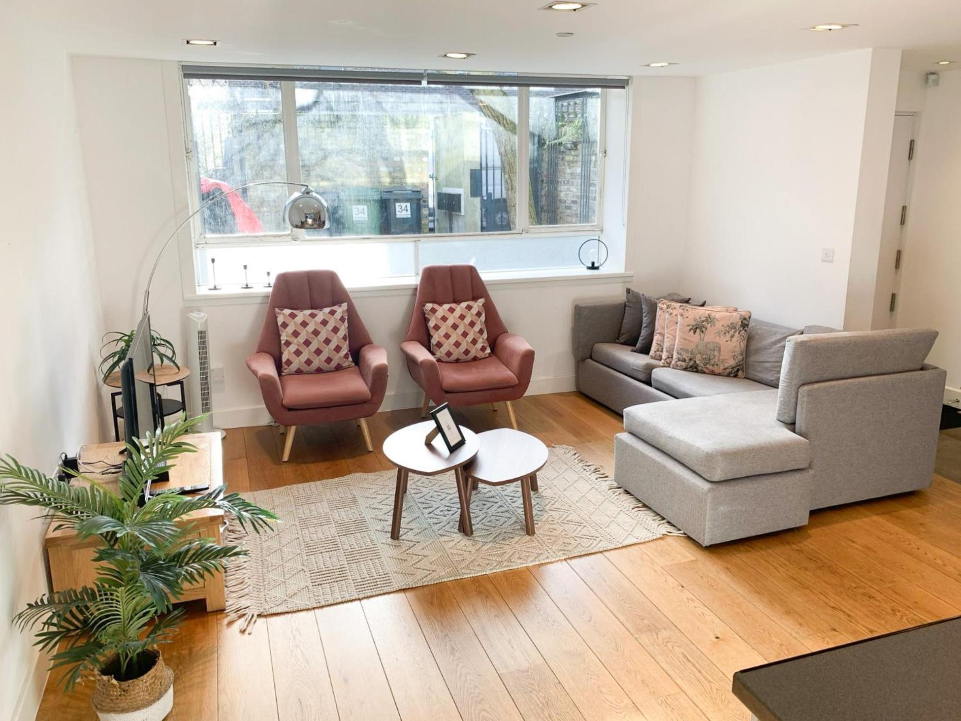 Appartement Chic 3 Bedroom Flat With Private Terrace In Holloway Near Finsbury Park Londen