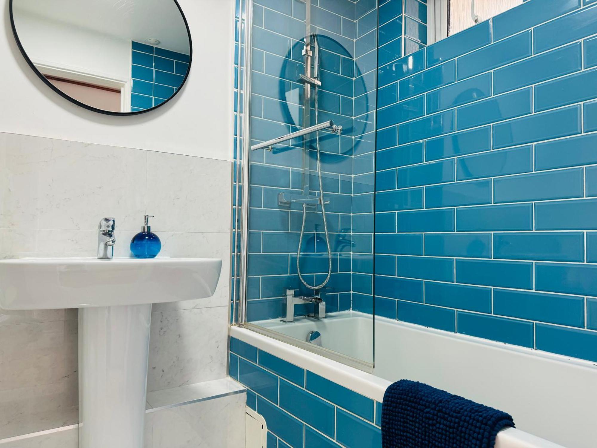 Earlsfield - Two Bedroom Flat * Londen