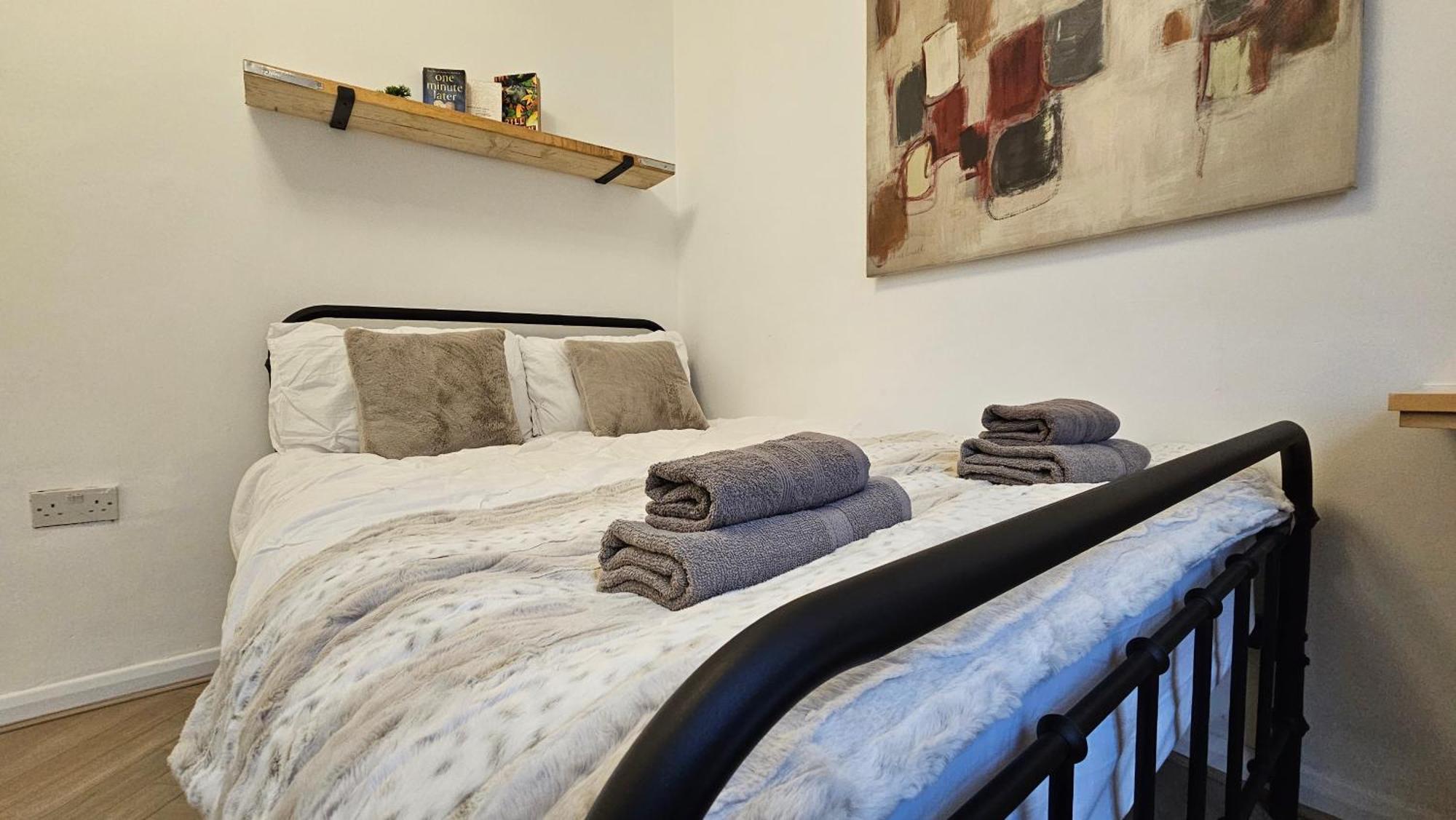 Newly Renovated & Ensuite Rooms! - Camberwell Lejlighed