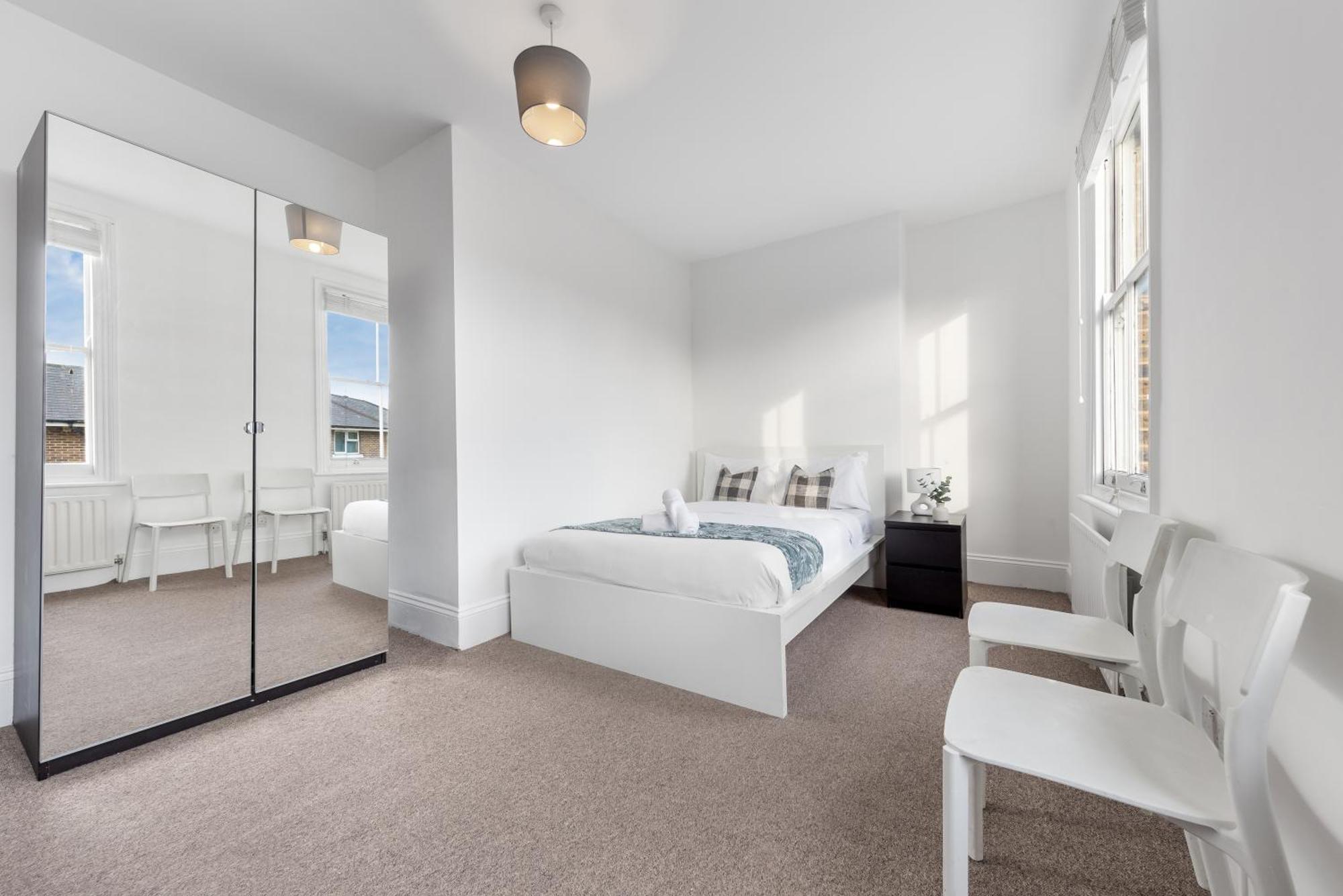 Lägenhet Luxury 4 Bedroom Flat With Stunning Shard View From Terrace In London! Next To Station, Sleeps 9