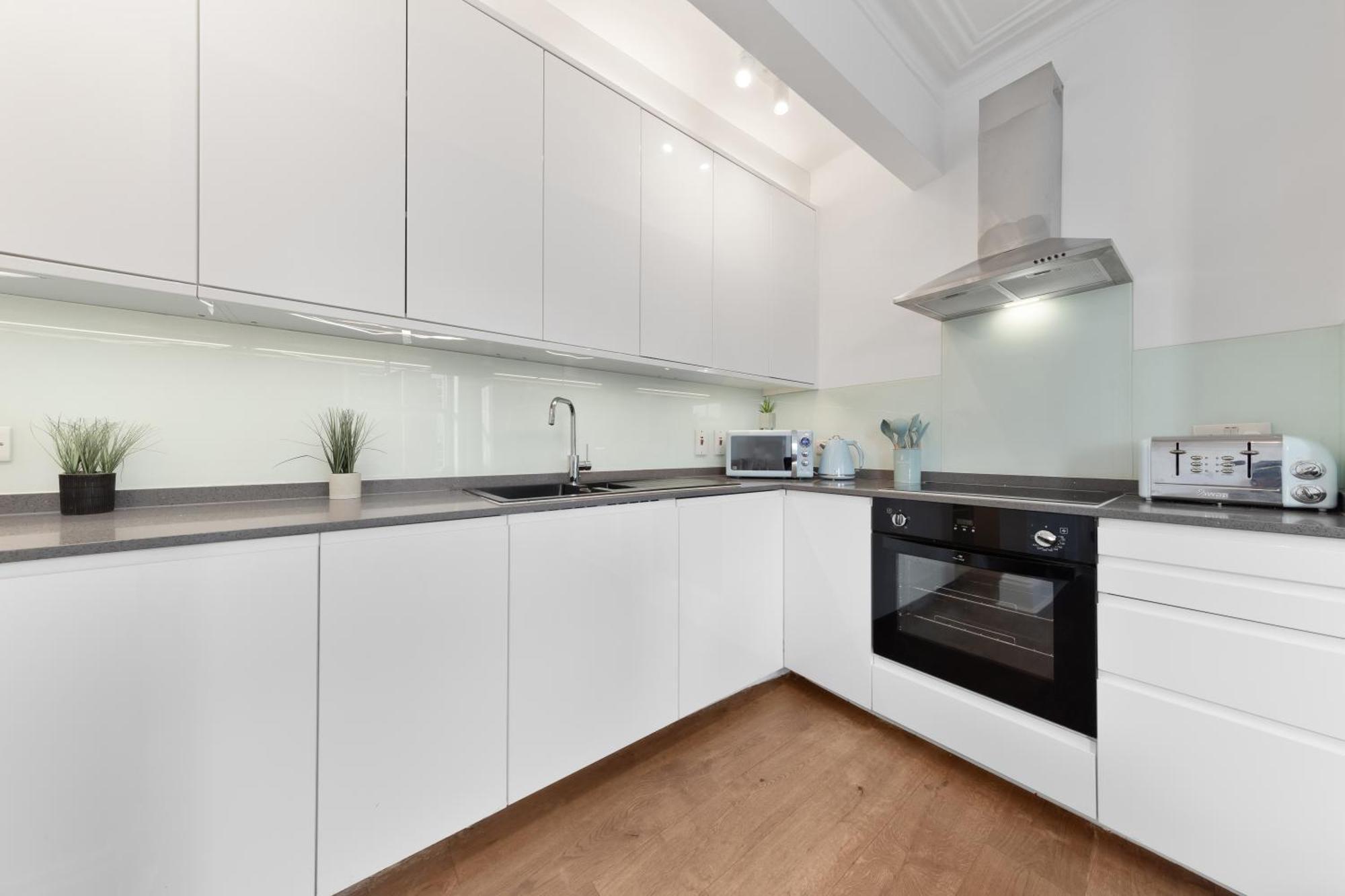 Lägenhet Luxury 4 Bedroom Flat With Stunning Shard View From Terrace In London! Next To Station, Sleeps 9 *