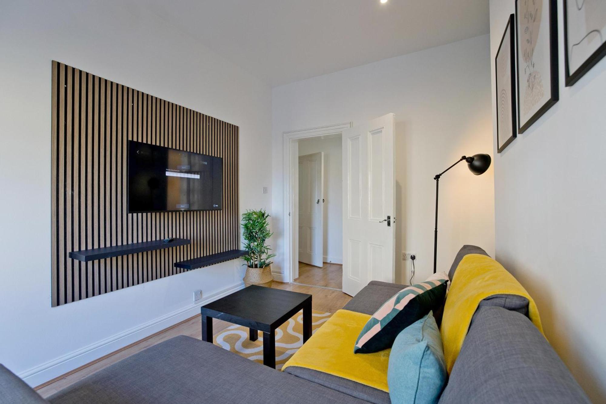 Imperial Brick Lane Apartment *