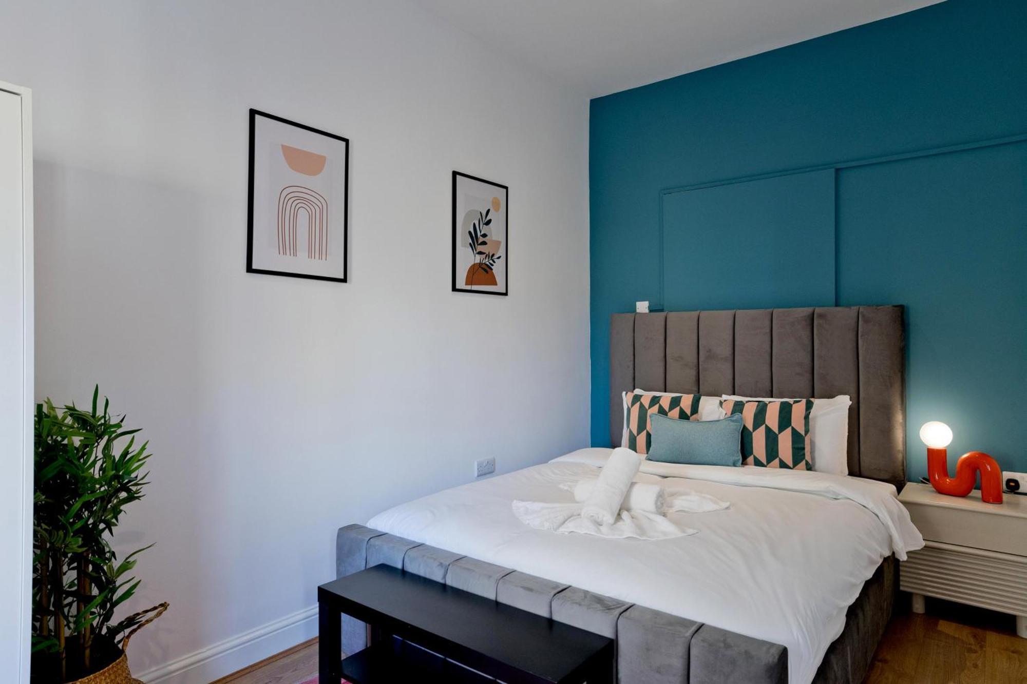 Imperial Brick Lane Apartment *