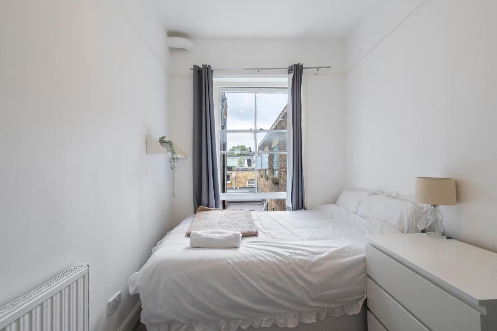 2 Bedroom Flat Sw9 -2min Walk From Brixton Station, Free Off Road Parking Lejlighed *