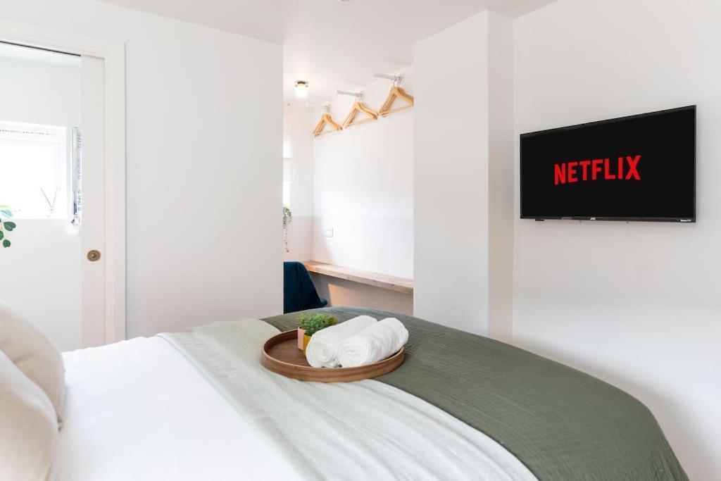 Stunning Cosy Near 02, Canary Wharf *