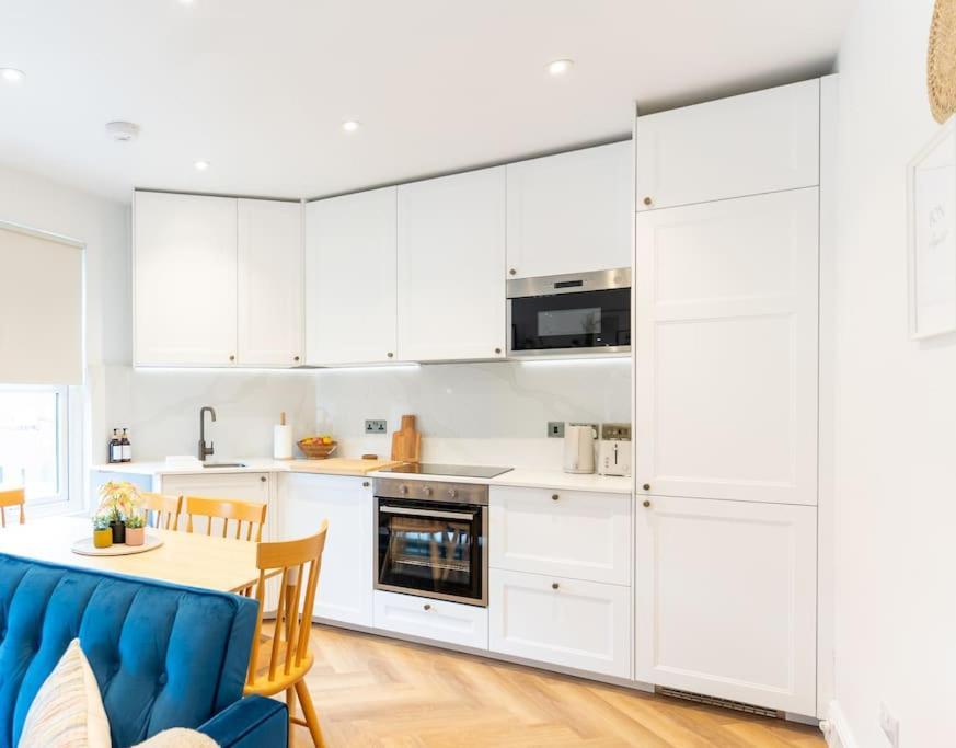 Stunning Cosy Near 02, Canary Wharf * London