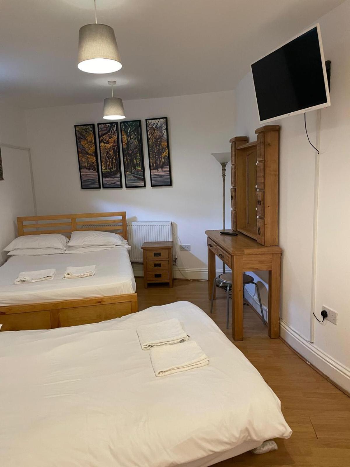 Apartment Bright London