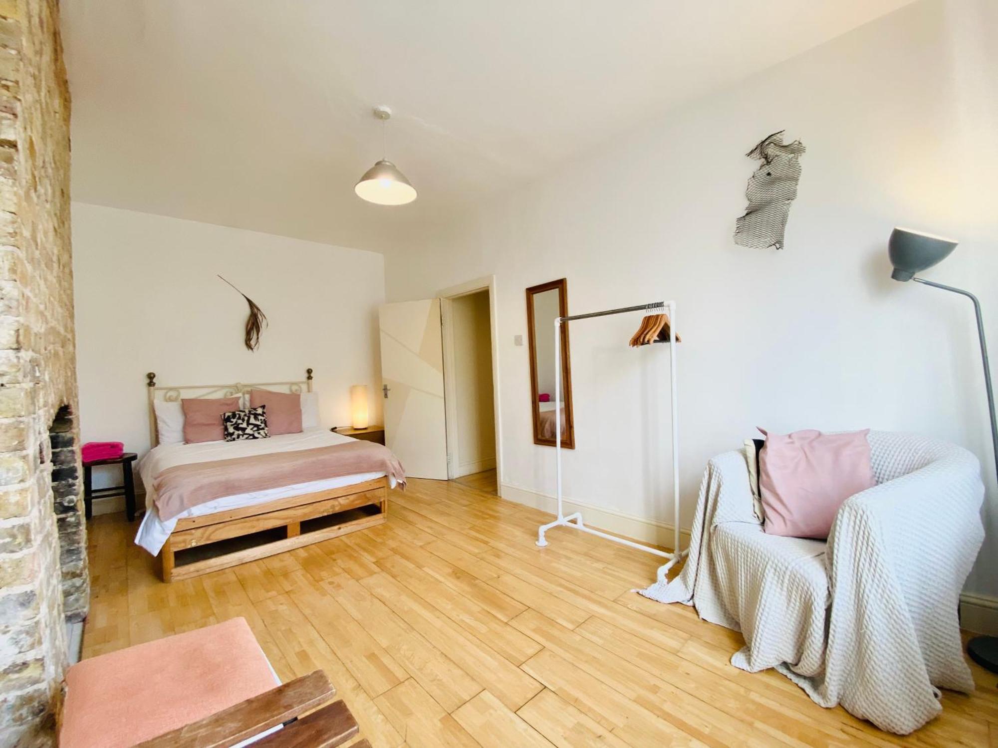 Appartamento London's East End 2 Bedroom Londra