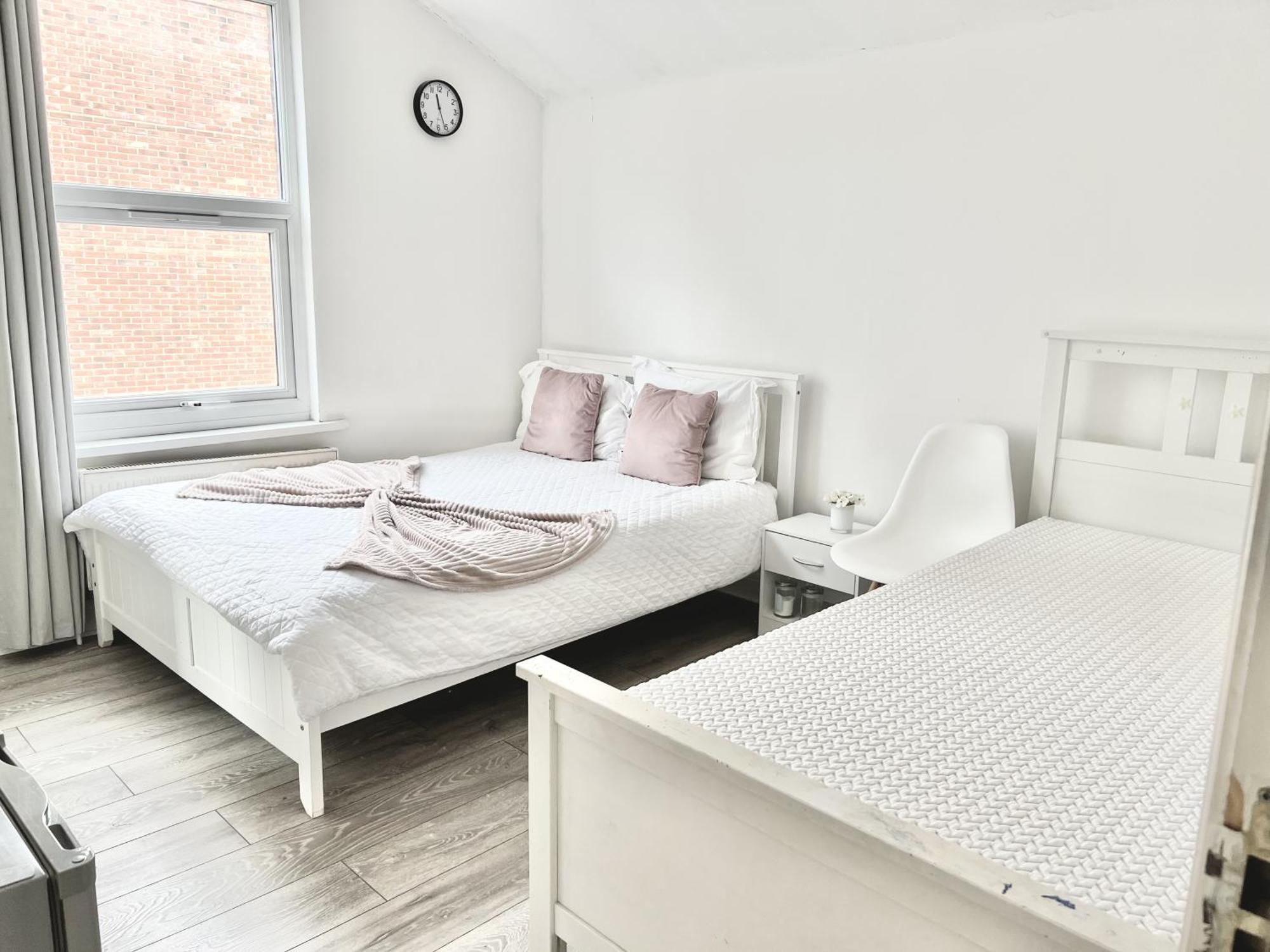 Guest house Westfield Shepherds Bush London