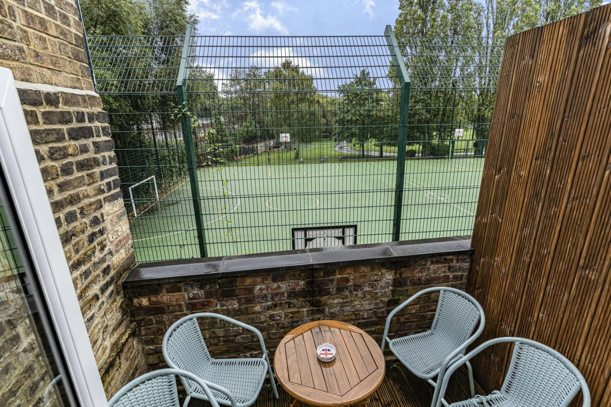 Apartment Stylish Modern In Nw6 London