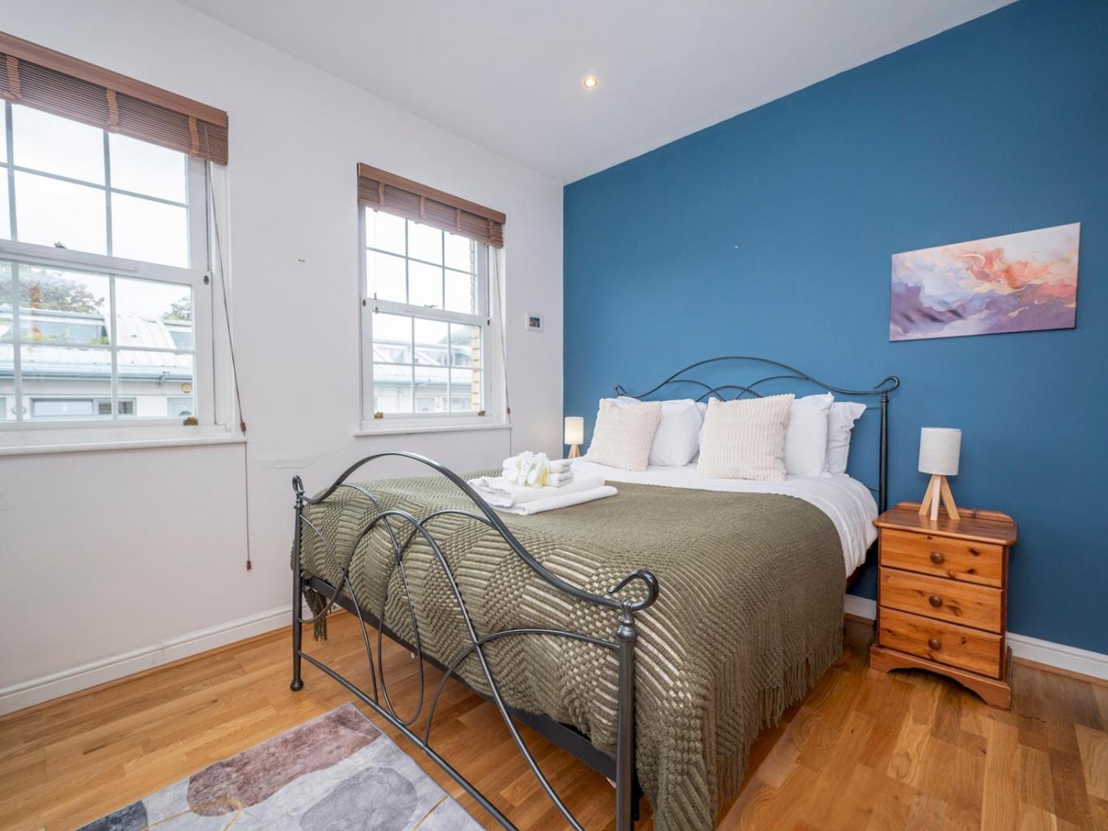 Leilighet Gated Riverside Se16 With Parking Pass The Keys *