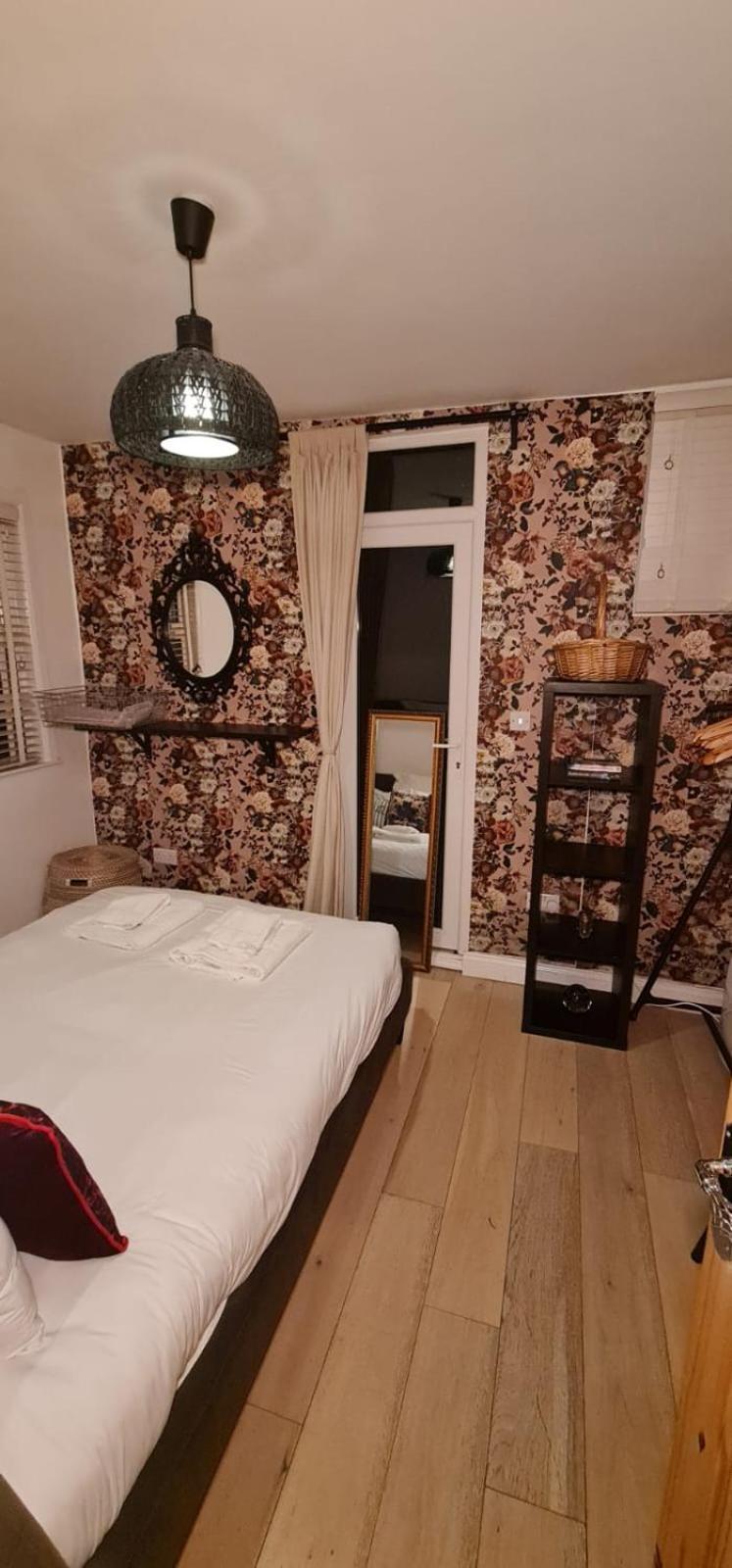 Claremont - Holiday home *