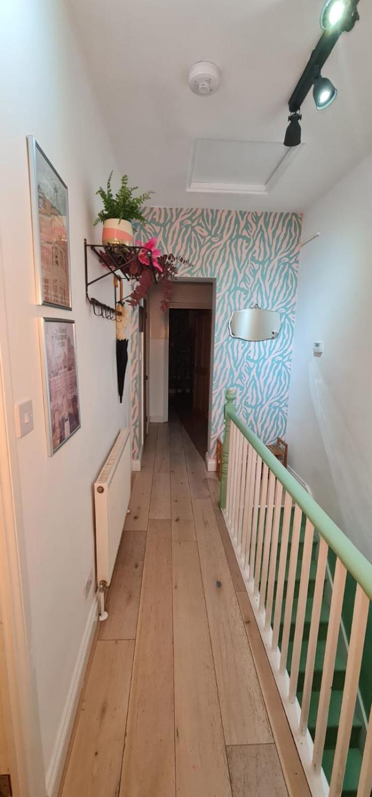 Claremont - Holiday home *