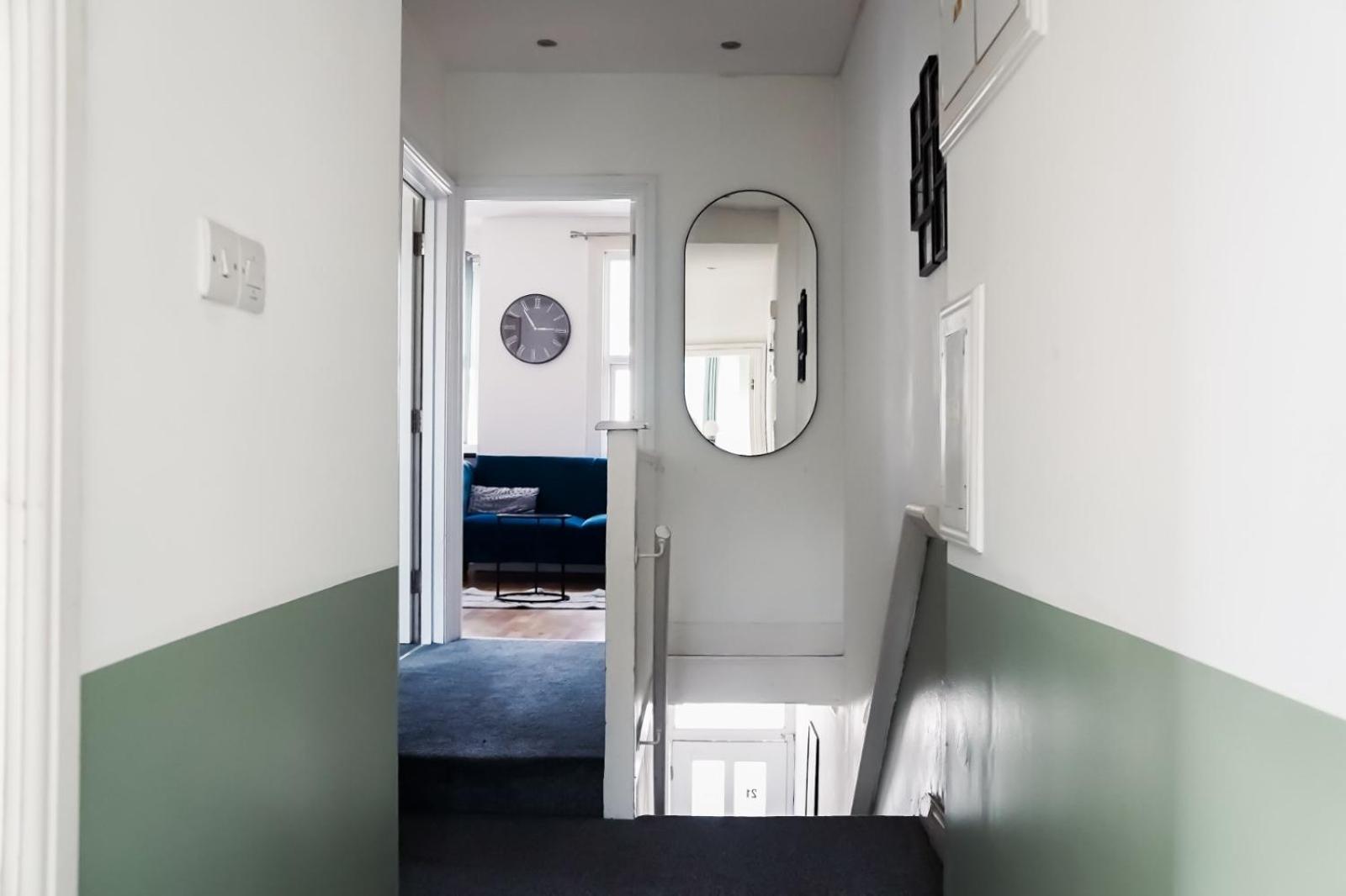 Modern Cosy 2 Bedroom House In Tooting Appartamento *