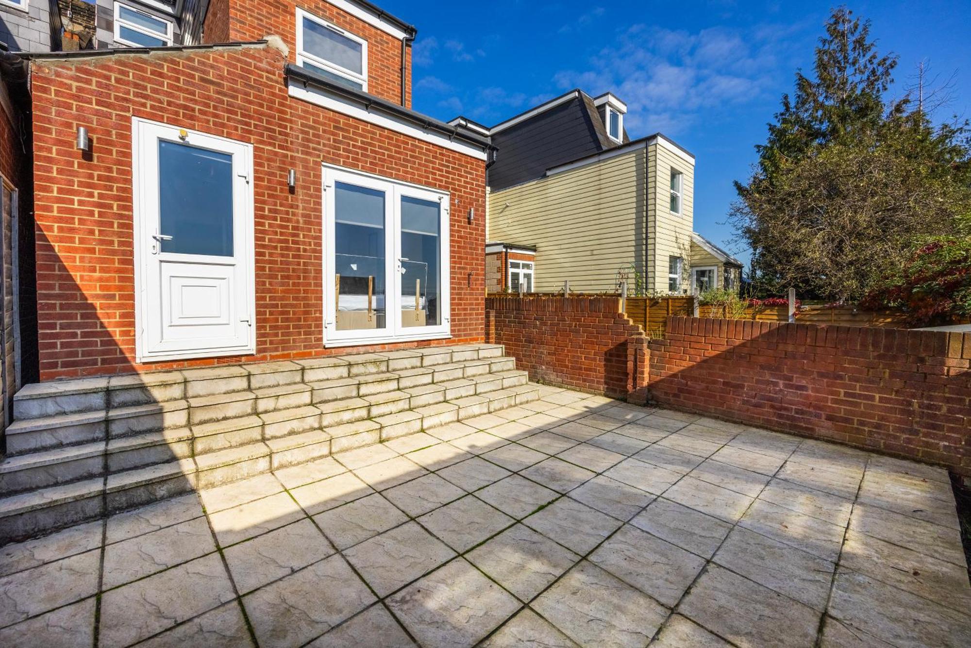 Modern 3 Bedroom With Ensuite Lejlighed