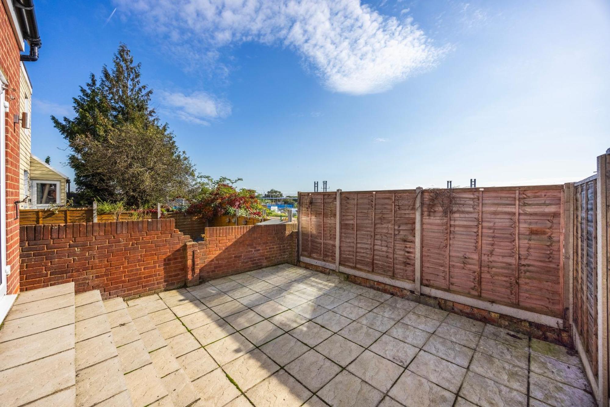 Modern 3 Bedroom With Ensuite Lejlighed London