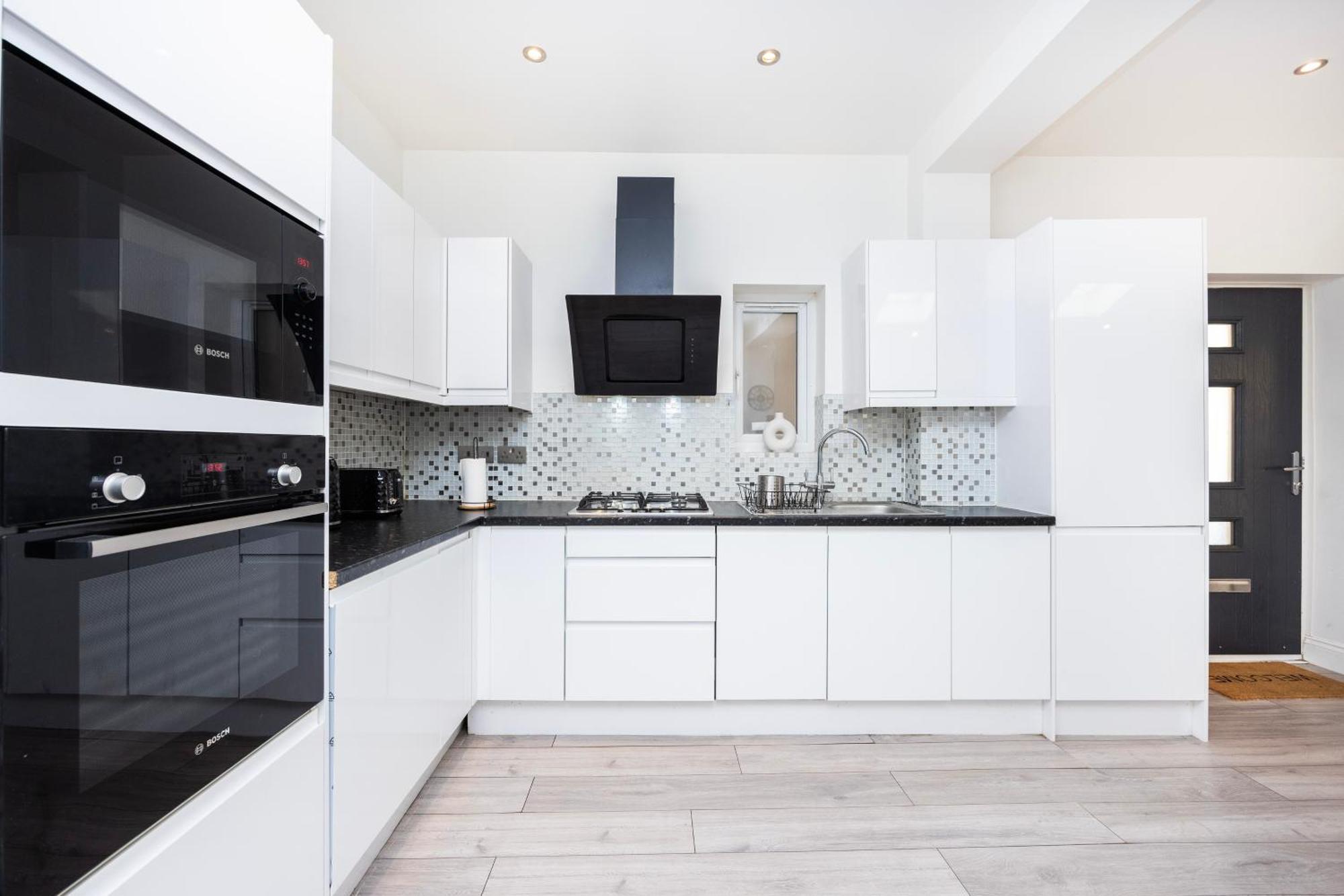 Lejlighed Modern 3 Bedroom With Ensuite *
