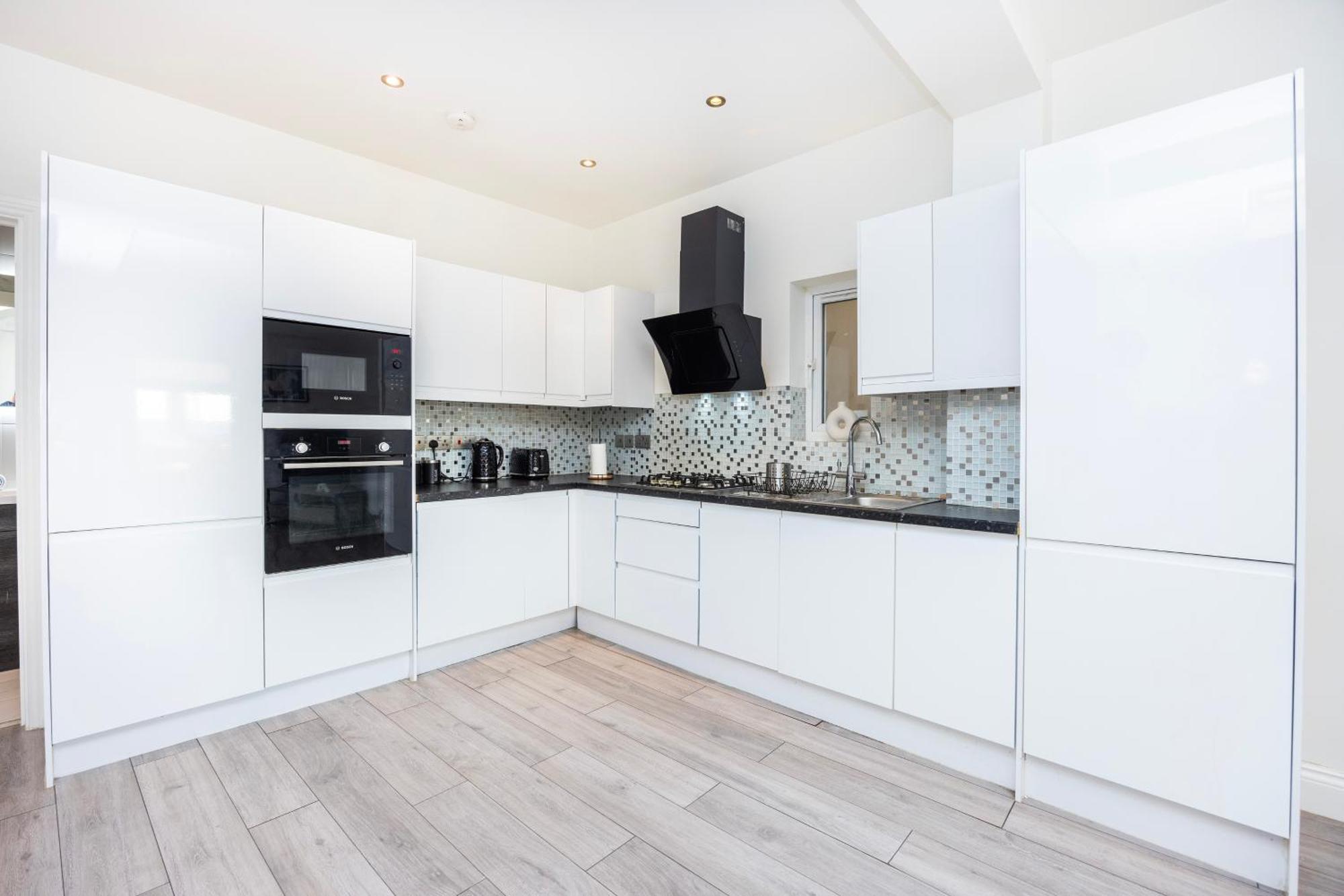 Modern 3 Bedroom With Ensuite Lejlighed