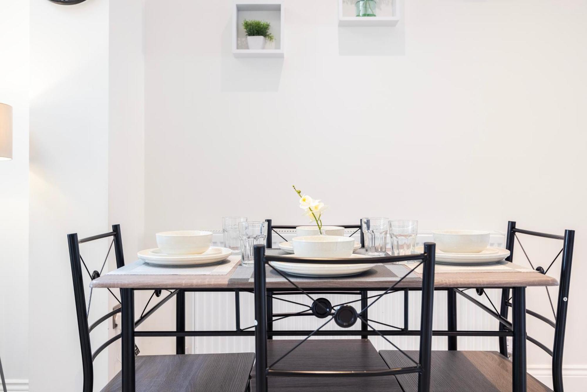 Lejlighed Modern 3 Bedroom With Ensuite *