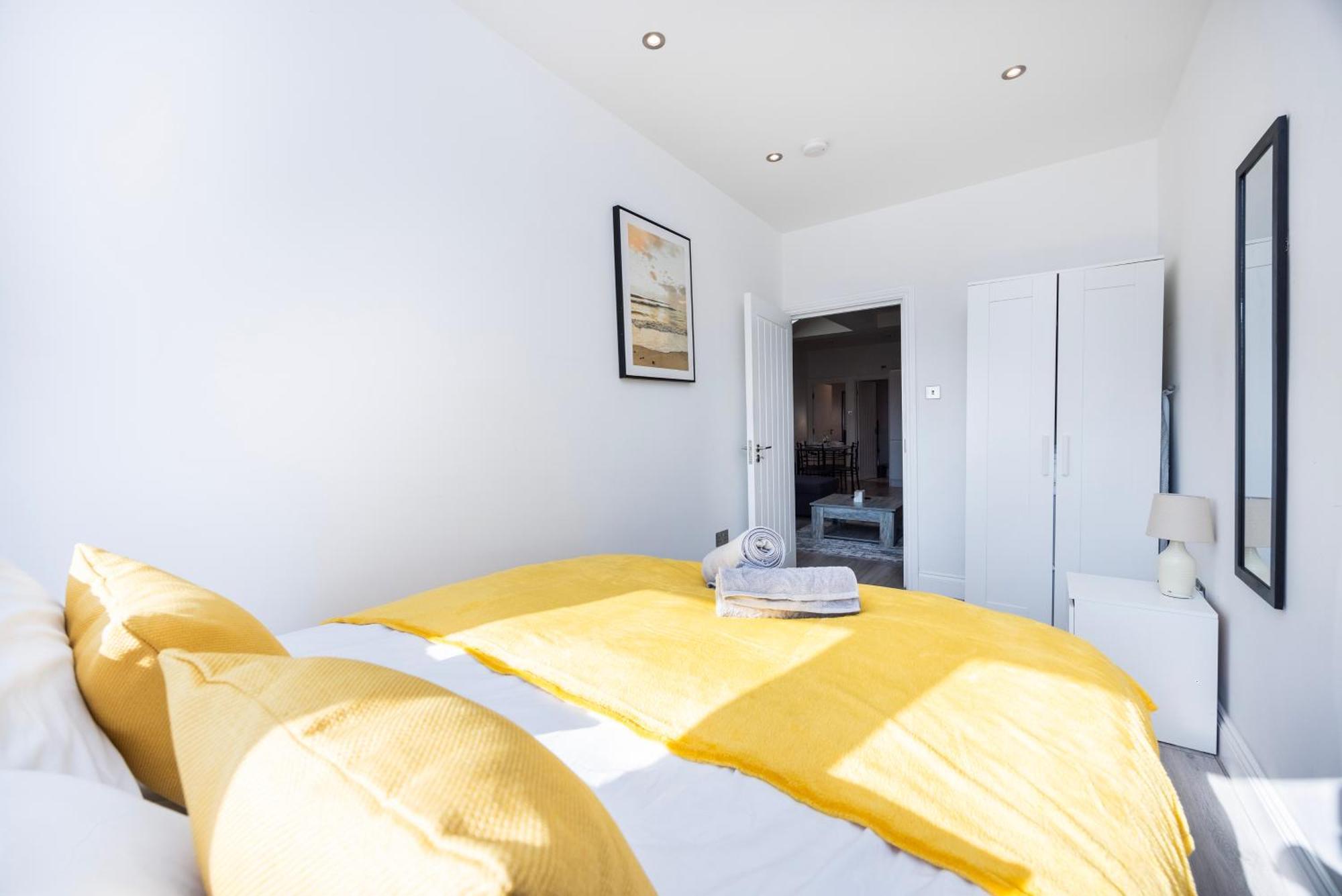 Lejlighed Modern 3 Bedroom With Ensuite *
