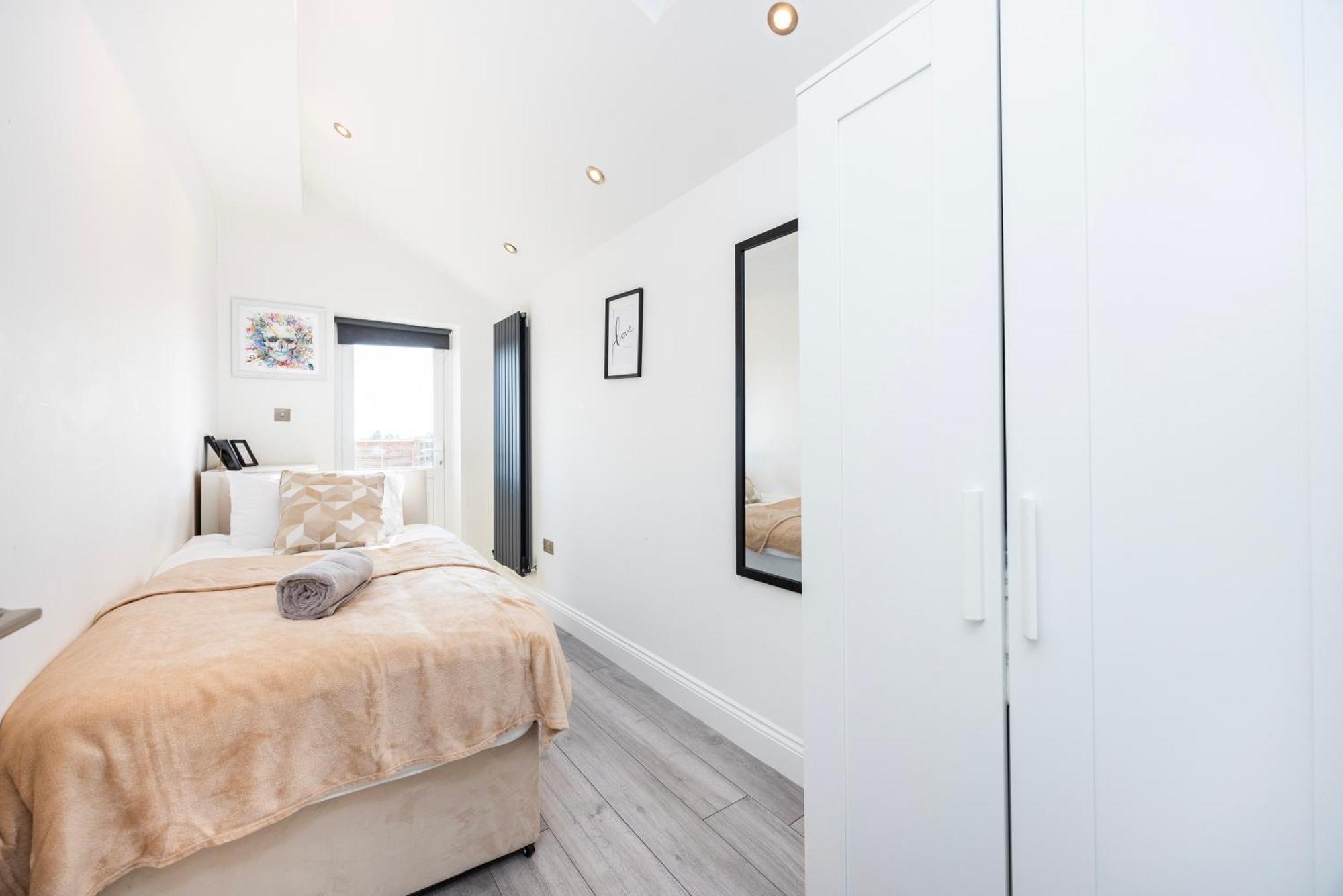 Lejlighed Modern 3 Bedroom With Ensuite *