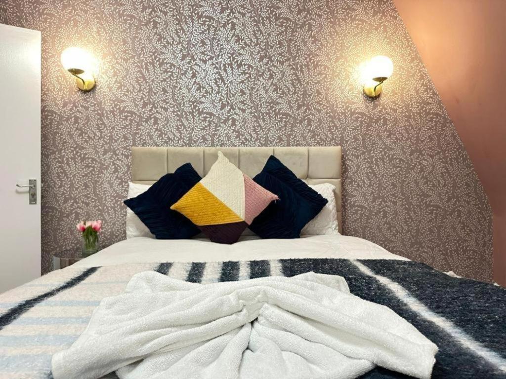 Three Bedroom Near Eye Leilighet *