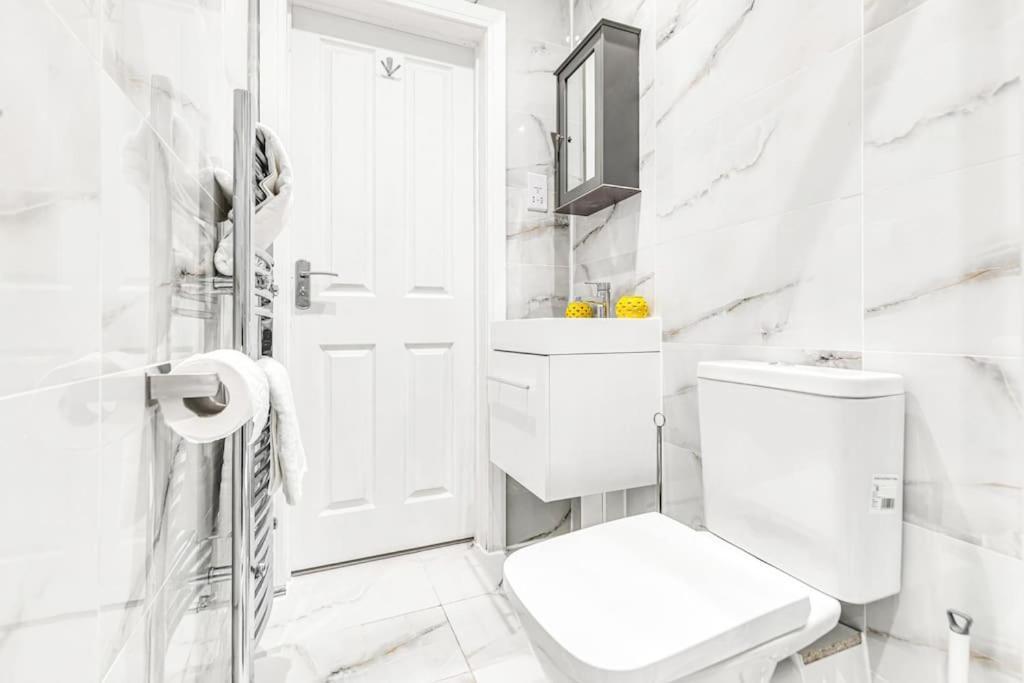 Lux Kensington 2br With Ac - Sleeps Up To 9 Londen