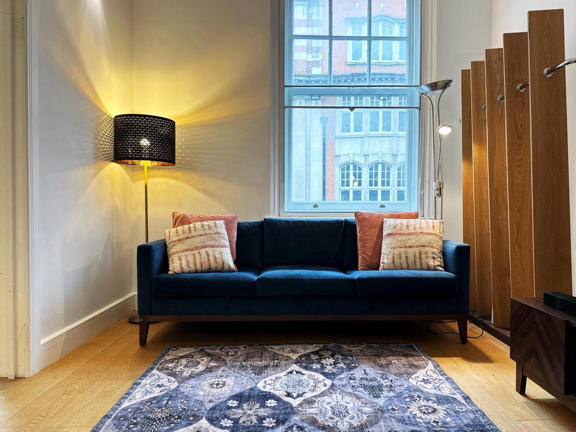 Theo's 2 Bedroom In Londen