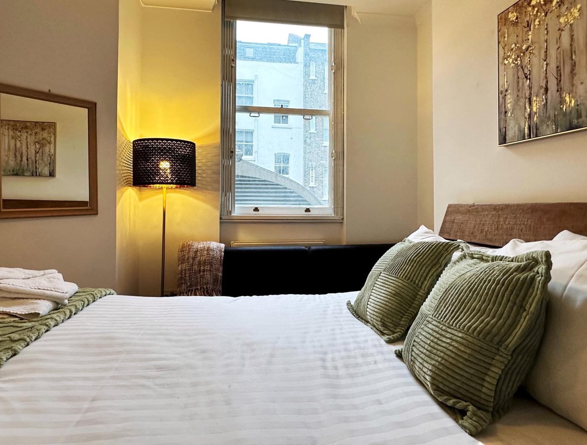 Theo's 2 Bedroom In Appartement Londen