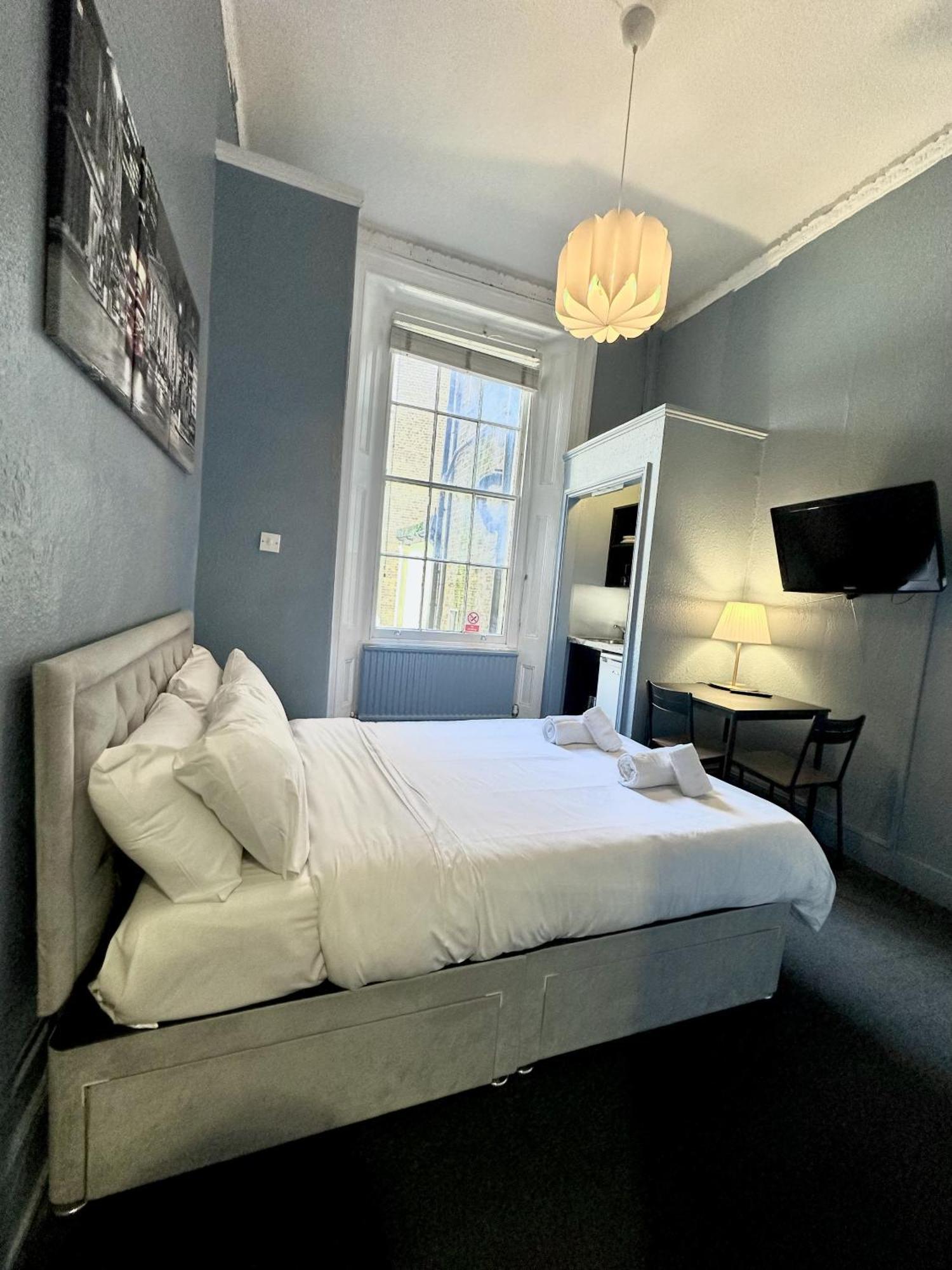 Aparthotel Kensington Gardens London