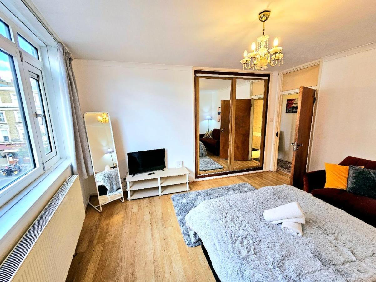 Lägenhet Bright & Spacious In Building With Lift, Right Next To Bayswater Station - Walk To Kensington Palace, Hyde Park, Little Venice & Notting Hill