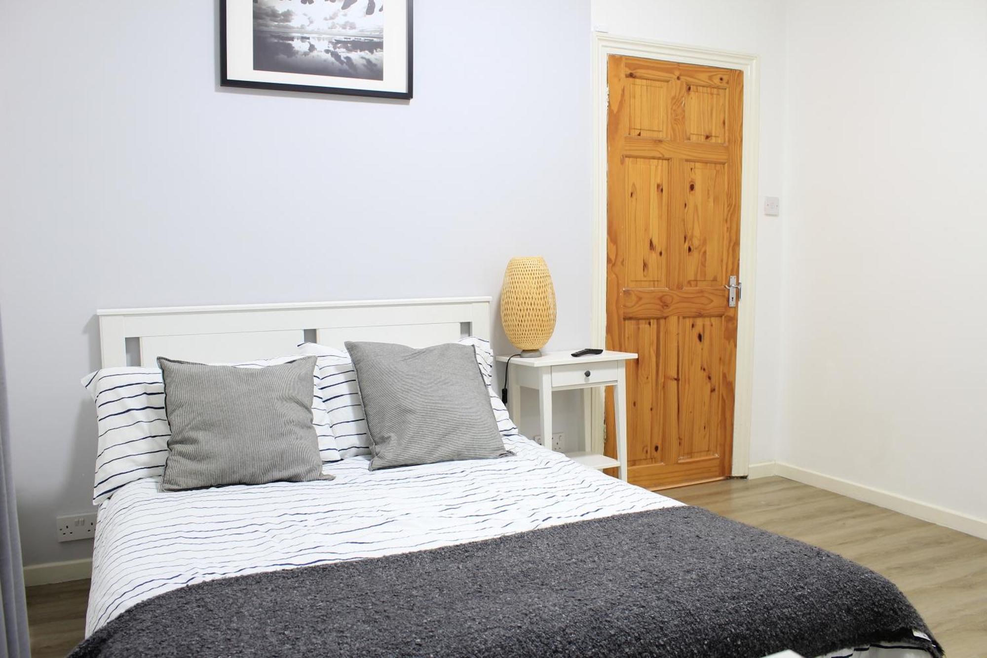 Modern Ground Floor Flat - 15 Min To Central Leilighet