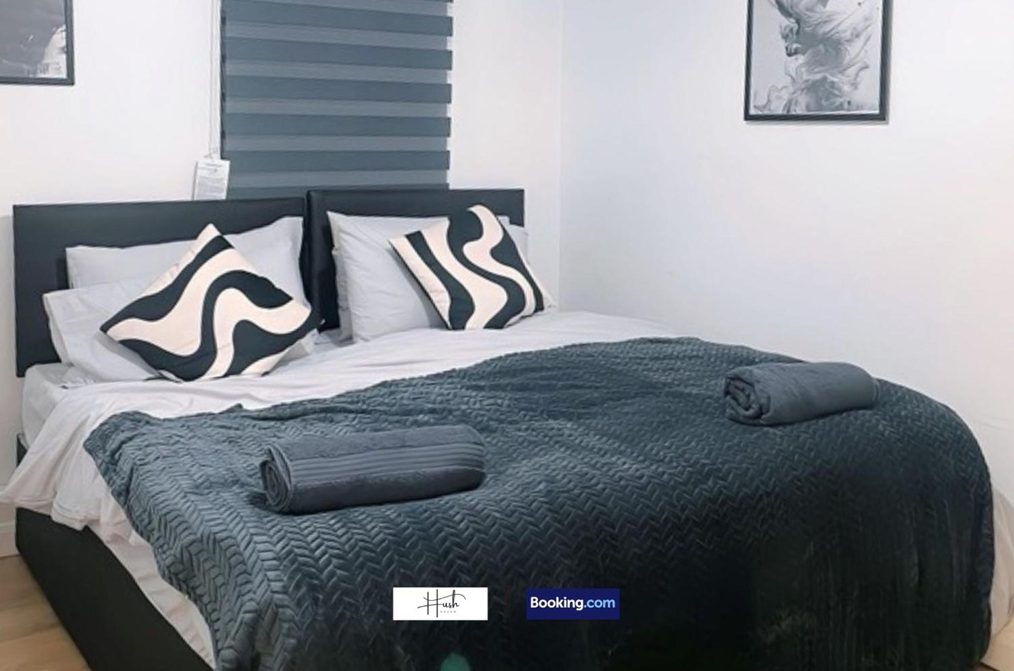2 Bedroom Flat By Hush Haven Homes Short Lets And Serviced With Garden & Free Parking Near Excel, Lcy Airport Apartment