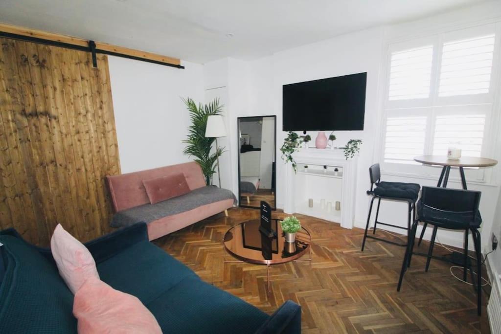 Cute & Quiet In The Heart Of Hampstead Lejlighed