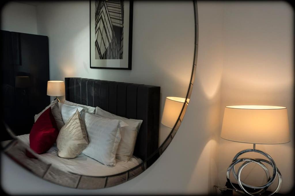 Apartment 2 Bed & 2 Bath Next To Nine Elms Station - Zone 1