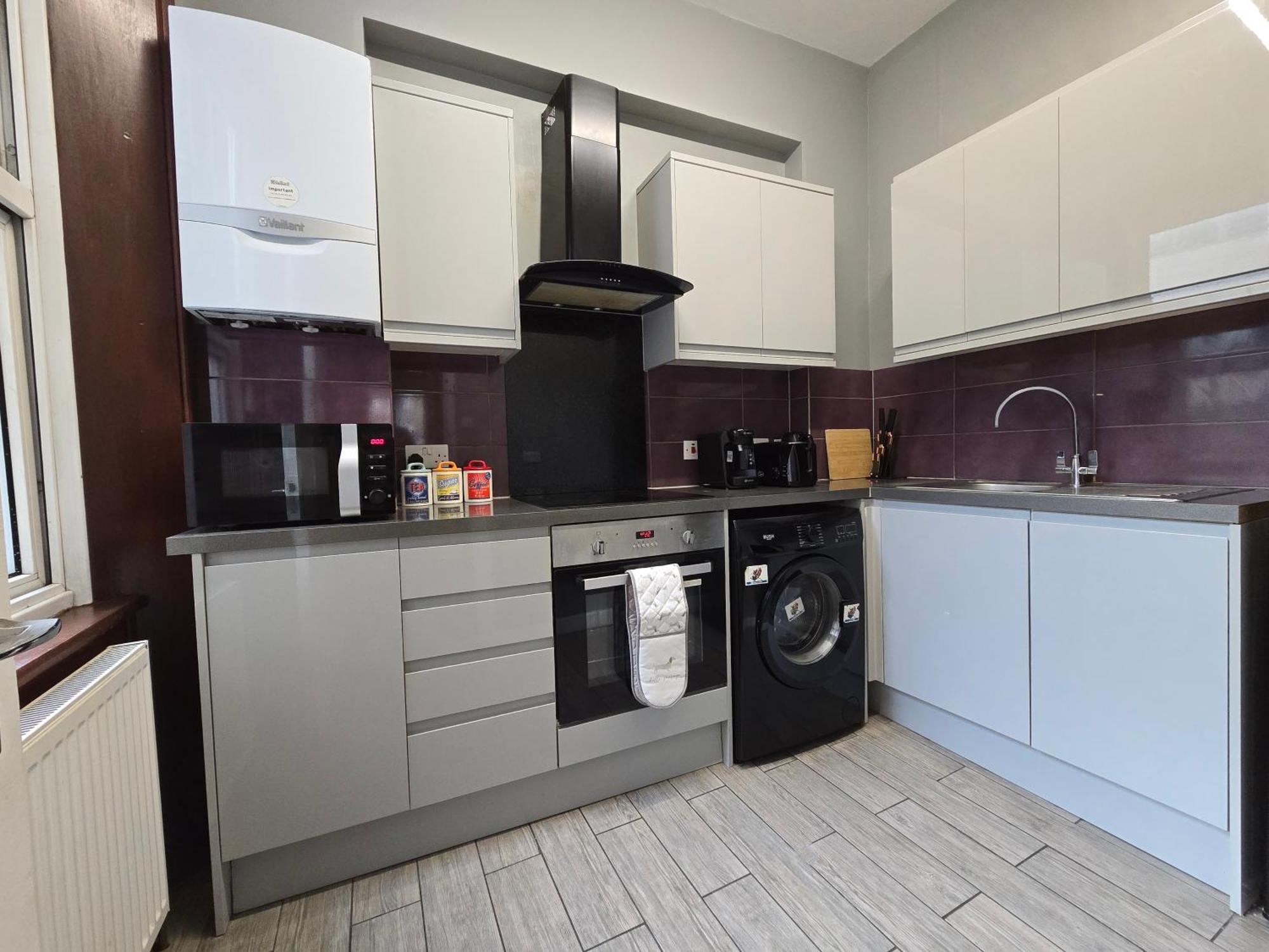 Cosy 3 Bedroom Flat Step Away From Paddington London