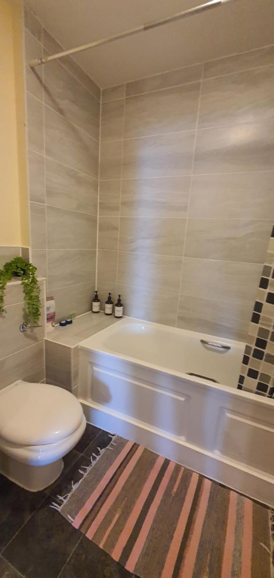 Double Room&private Bath Near The Square Mile Rum i privatbostad
