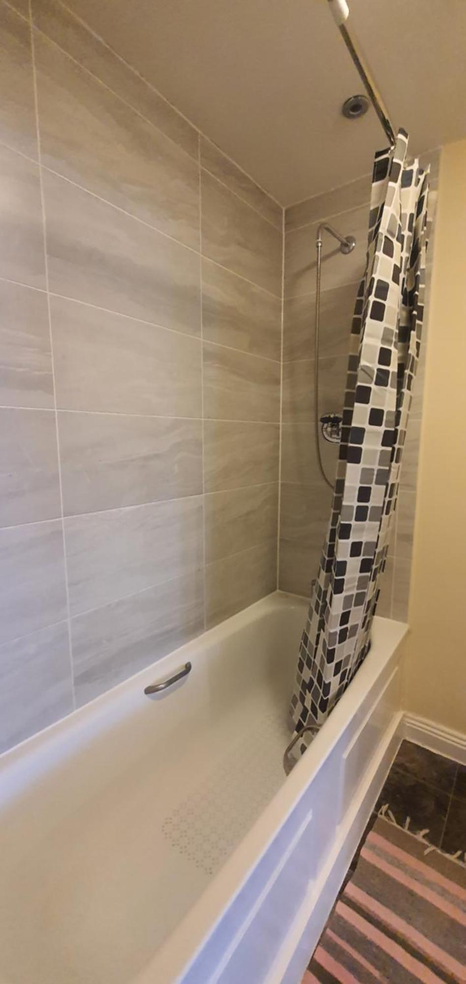 Double Room&private Bath Near The Square Mile Rum i privatbostad London