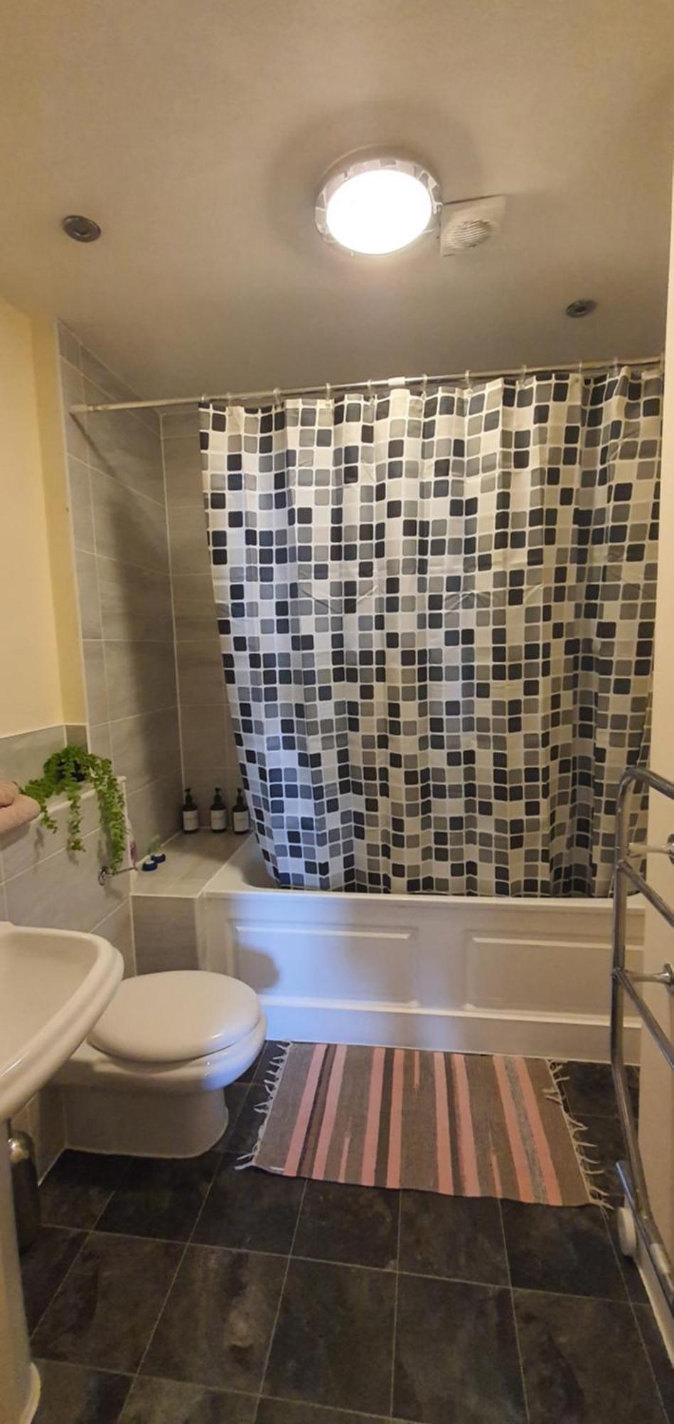 Double Room&private Bath Near The Square Mile Rum i privatbostad London