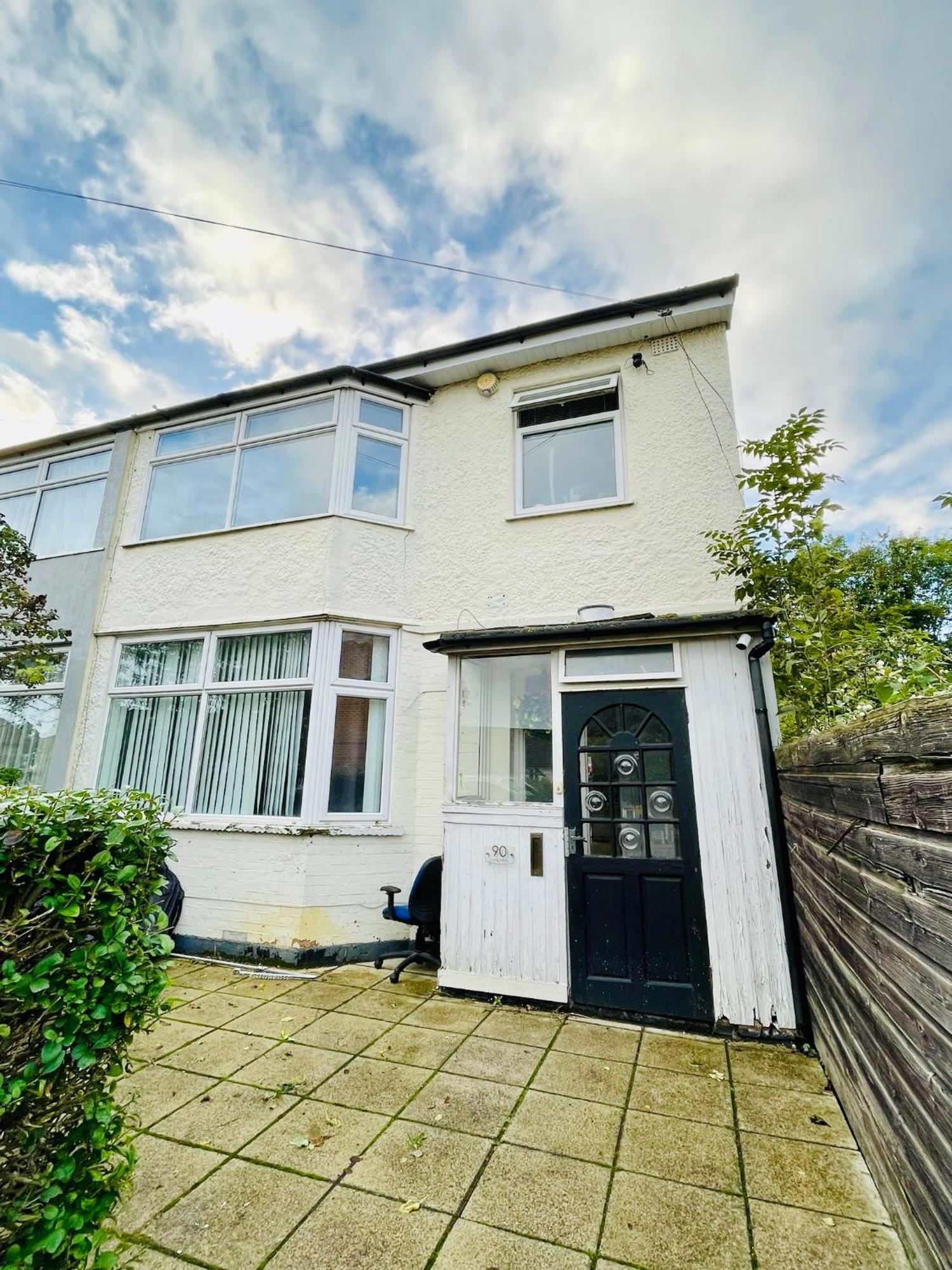 Entire Place,1 Bed Flat, Ground Floor, Garden Apartment *